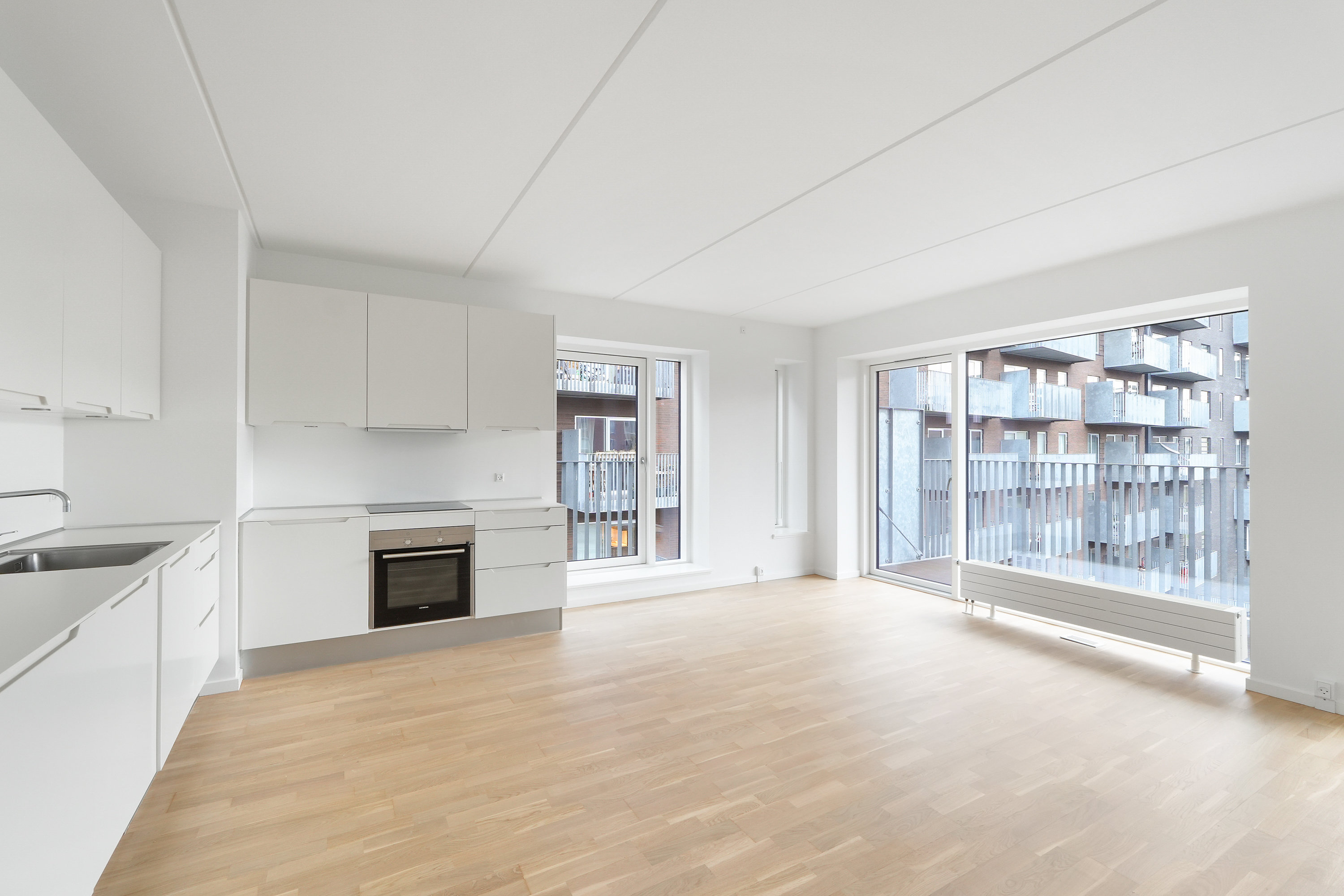 Fremhævet andet billede i fuldskærmstilstand. Billede af C.F. Møllers Allé 98, 4. th., 2300 København S