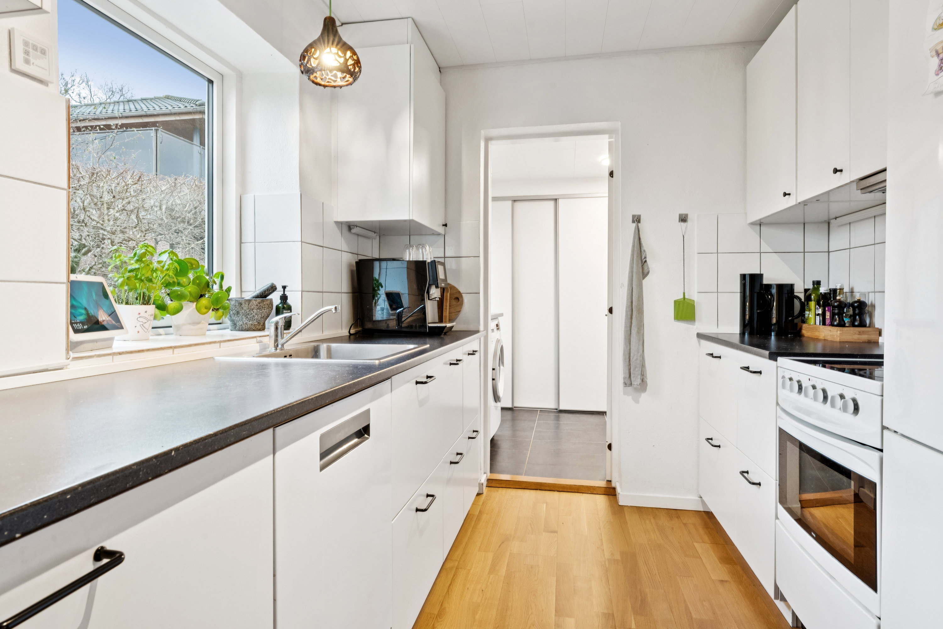 Fremhævet køkken billede i fuldskærmstilstand. Billede af Vibevej 5, Frydendal , 9000 Aalborg