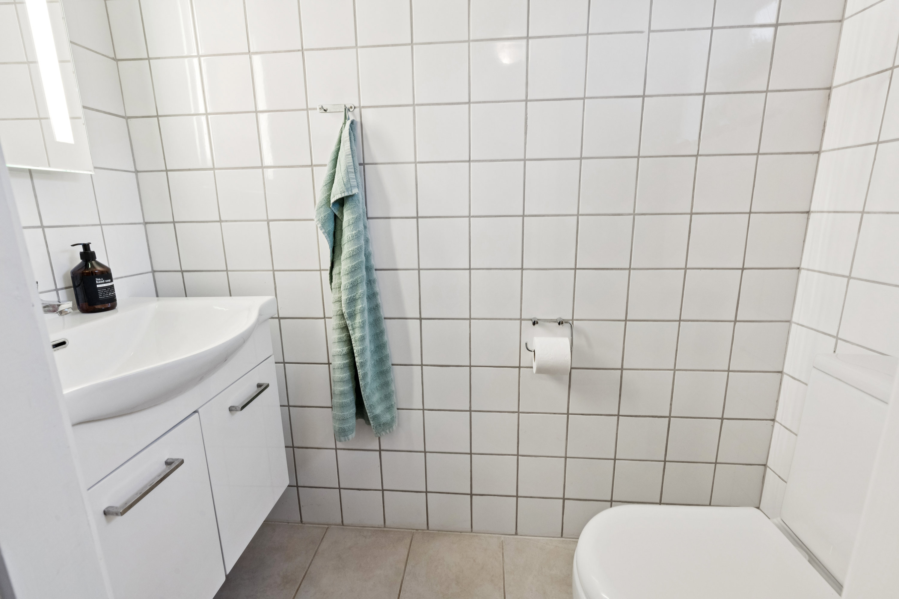 Fremhævet badeværelse billede i fuldskærmstilstand. Billede af Vibevej 5, Frydendal , 9000 Aalborg