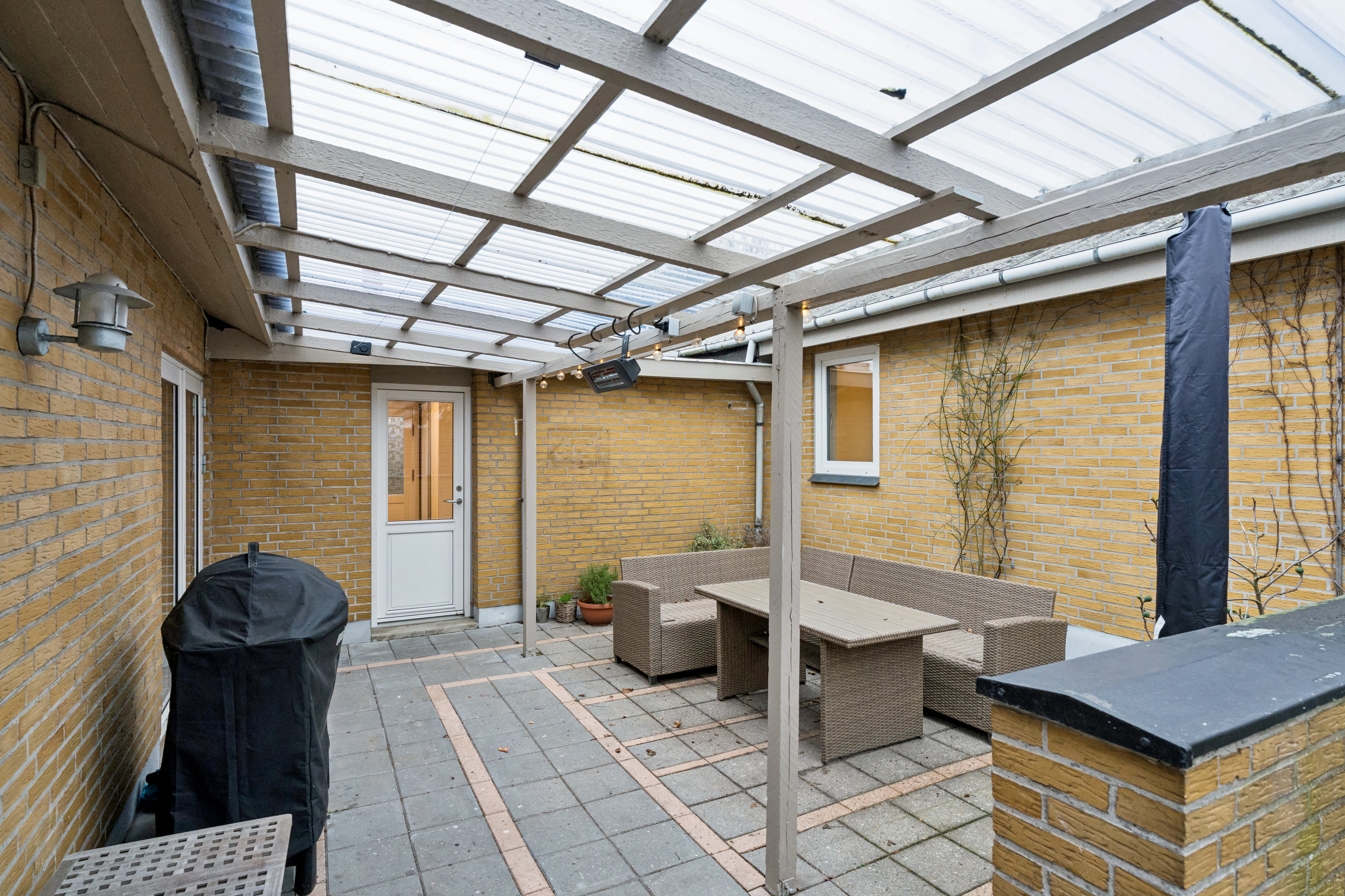 Fremhævet terrasse billede i fuldskærmstilstand. Billede af Vibevej 5, Frydendal , 9000 Aalborg