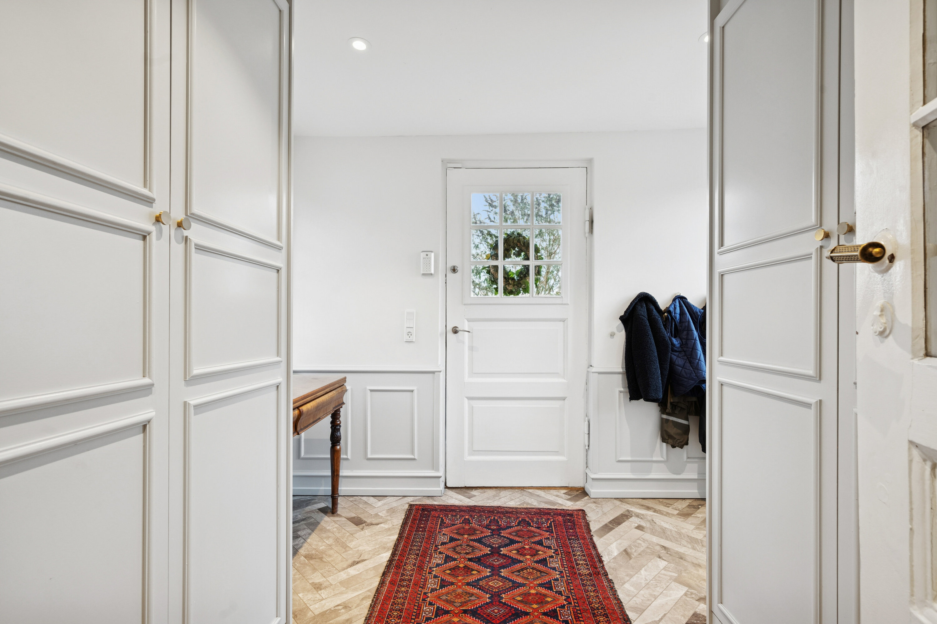 Miniaturebillede 2: entré. Billede af Parcelvej 88A, 2830 Virum