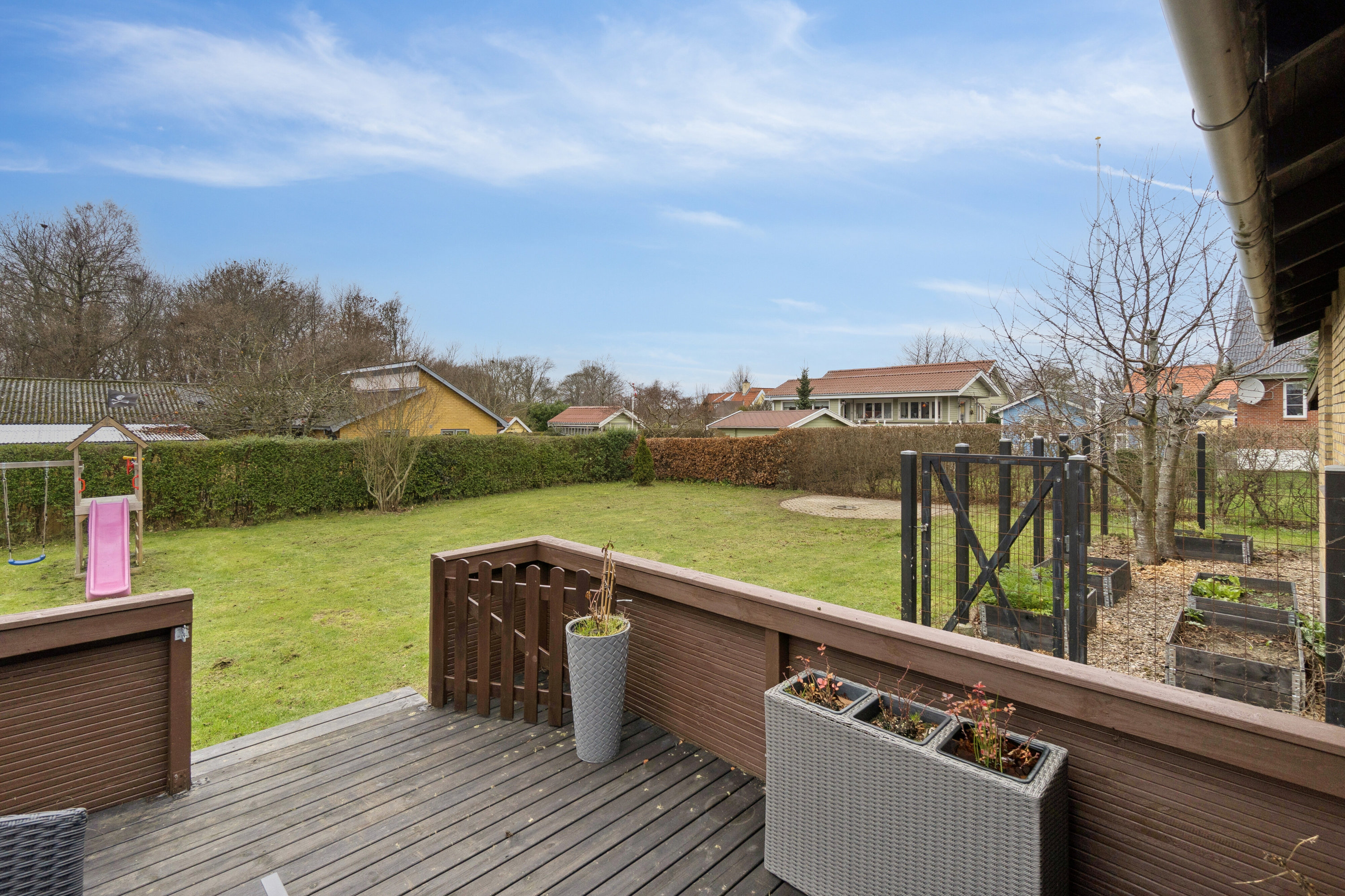 Fremhævet have billede i fuldskærmstilstand. Billede af Solvænget 8, Nyker, 3700 Rønne