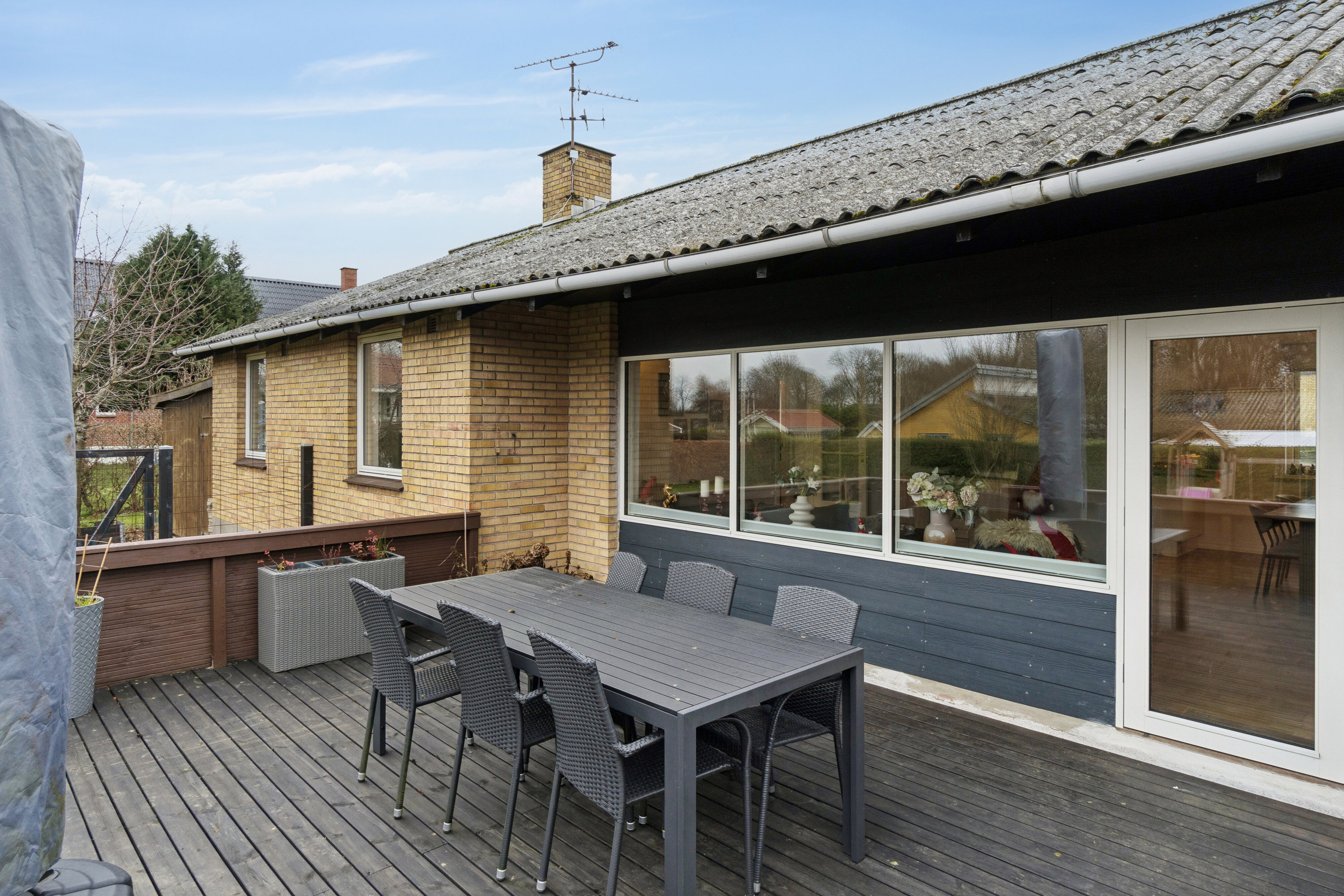 Fremhævet terrasse billede i fuldskærmstilstand. Billede af Solvænget 8, Nyker, 3700 Rønne