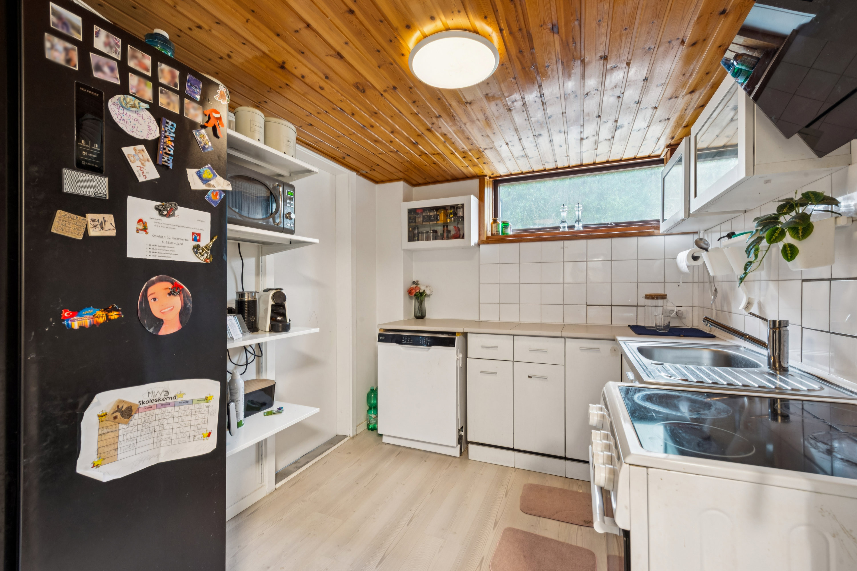 Fremhævet køkken billede i fuldskærmstilstand. Billede af Ålekistevej 17, 2720 Vanløse