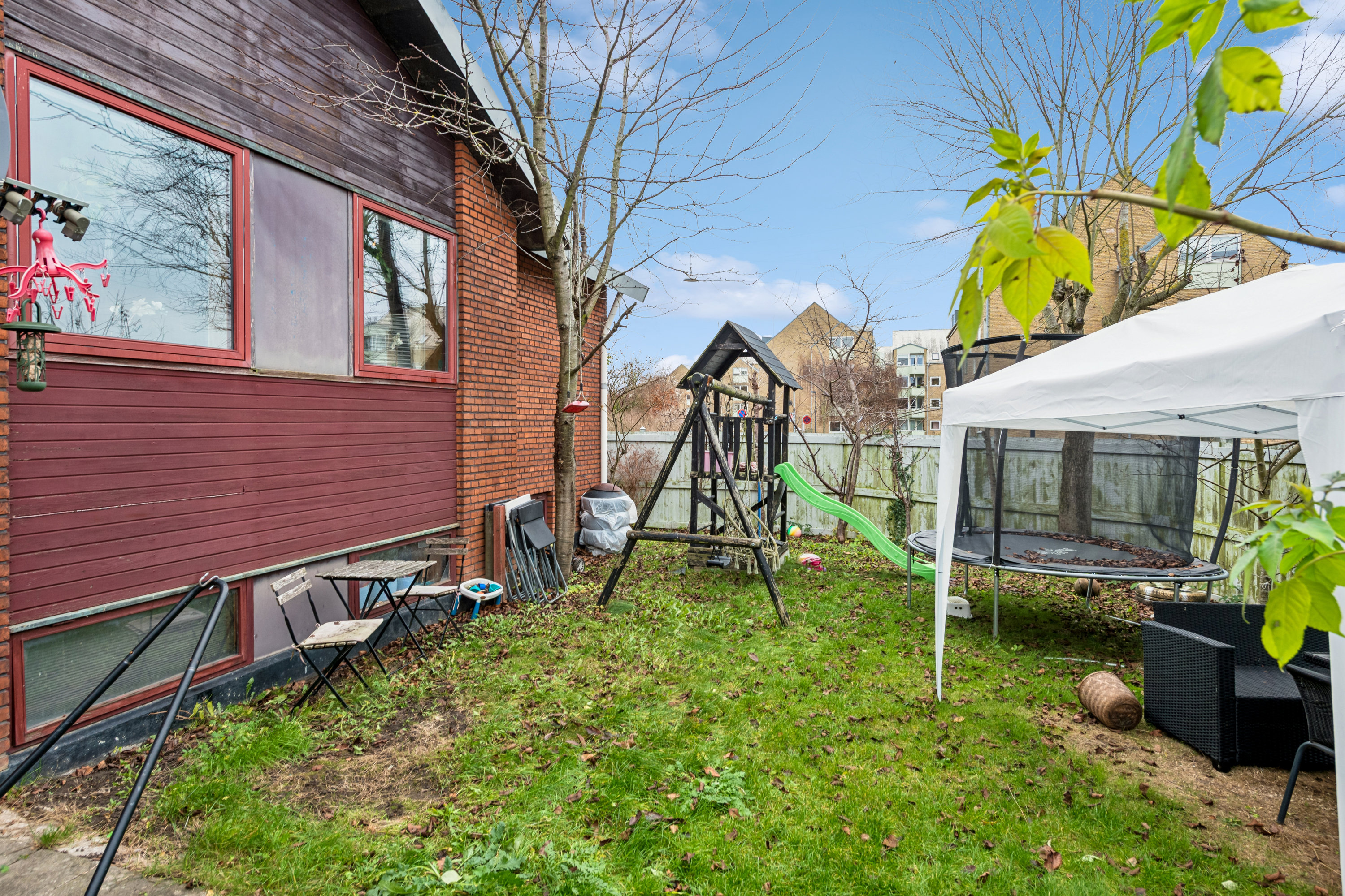 Fremhævet have billede i fuldskærmstilstand. Billede af Ålekistevej 17, 2720 Vanløse