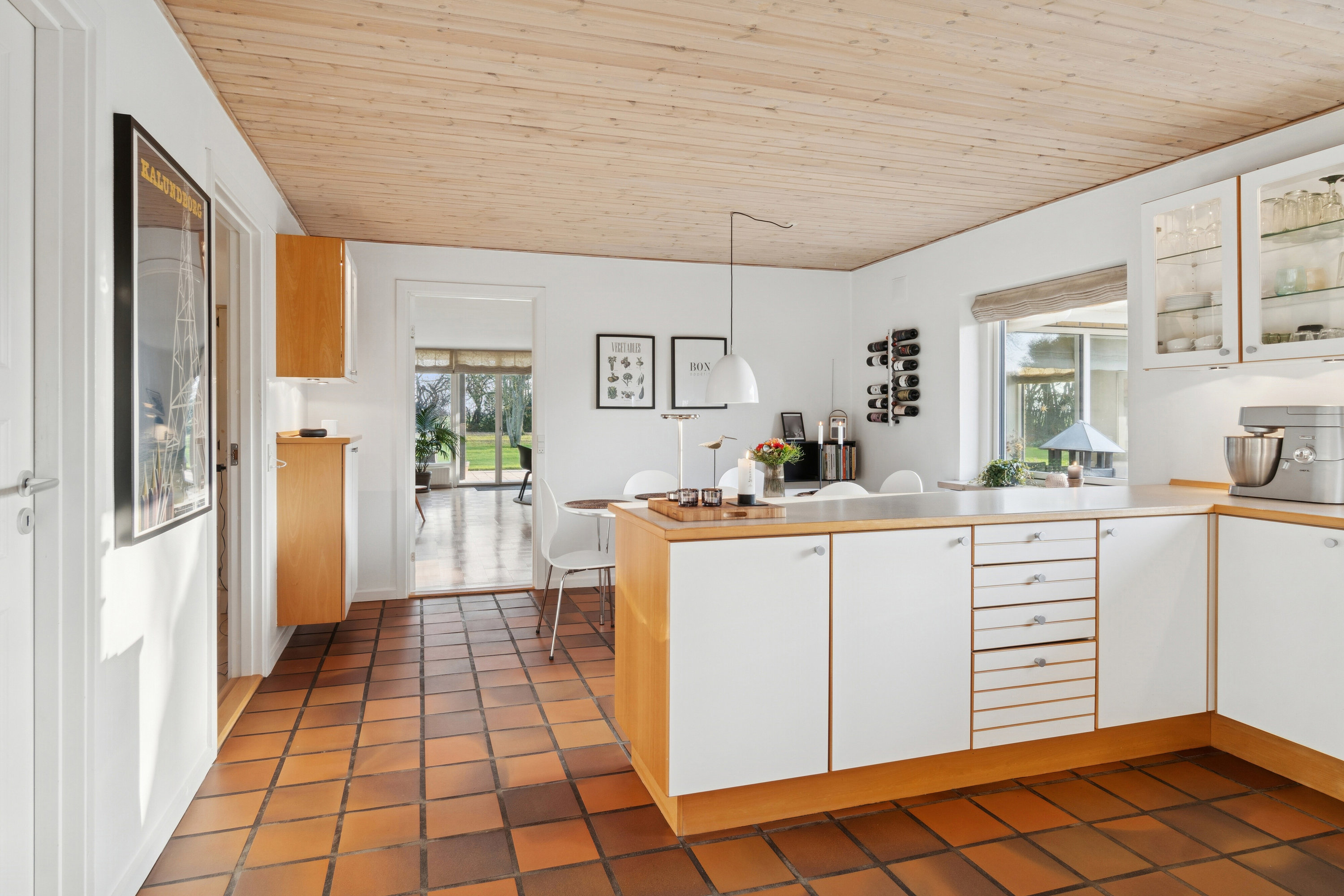 Fremhævet køkken billede i fuldskærmstilstand. Billede af Aldershvilevej 2, V Helsinge, 4281 Gørlev