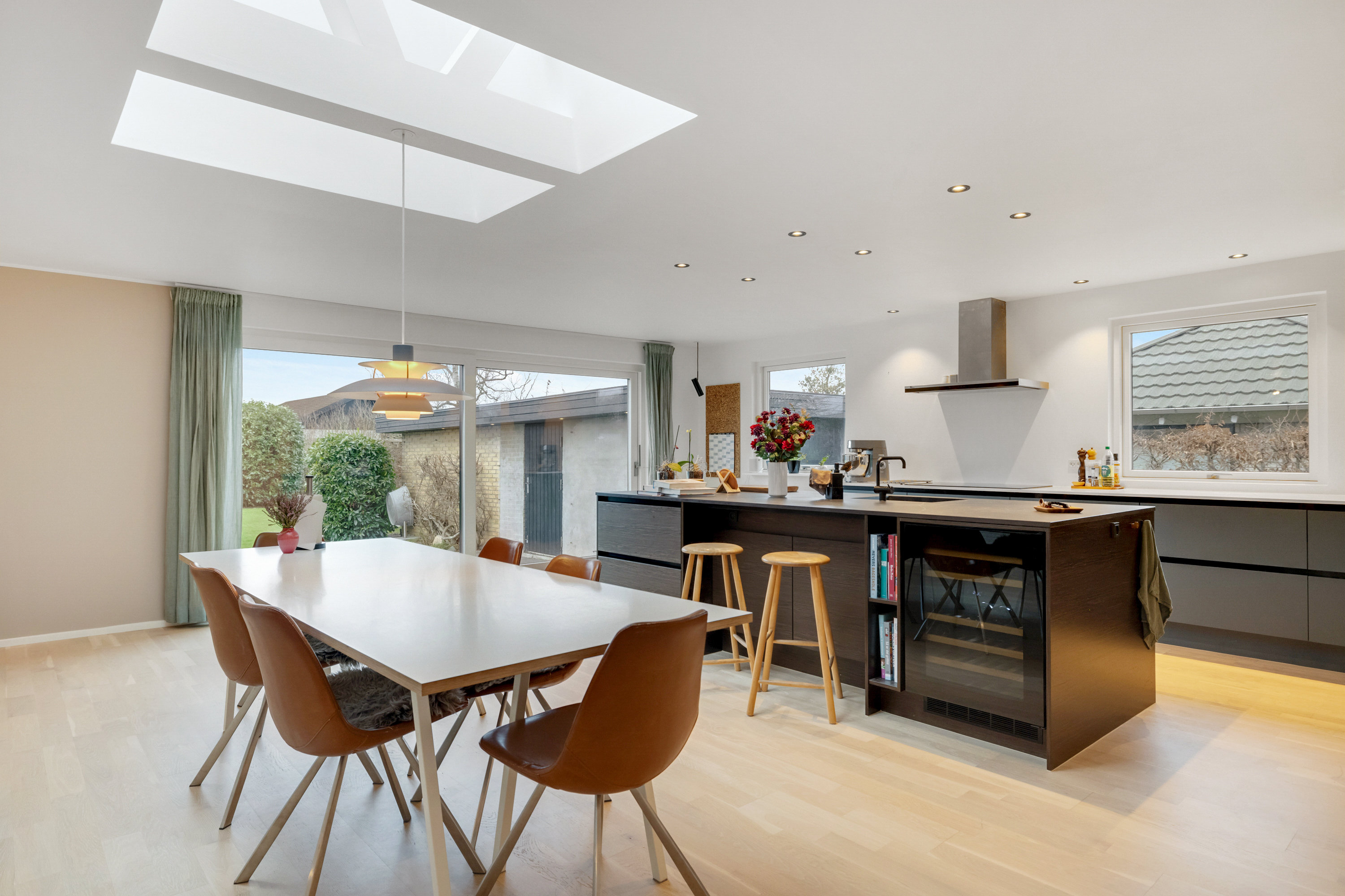 Fremhævet  billede i fuldskærmstilstand. Billede af Aprilvej 19, 8210 Aarhus V