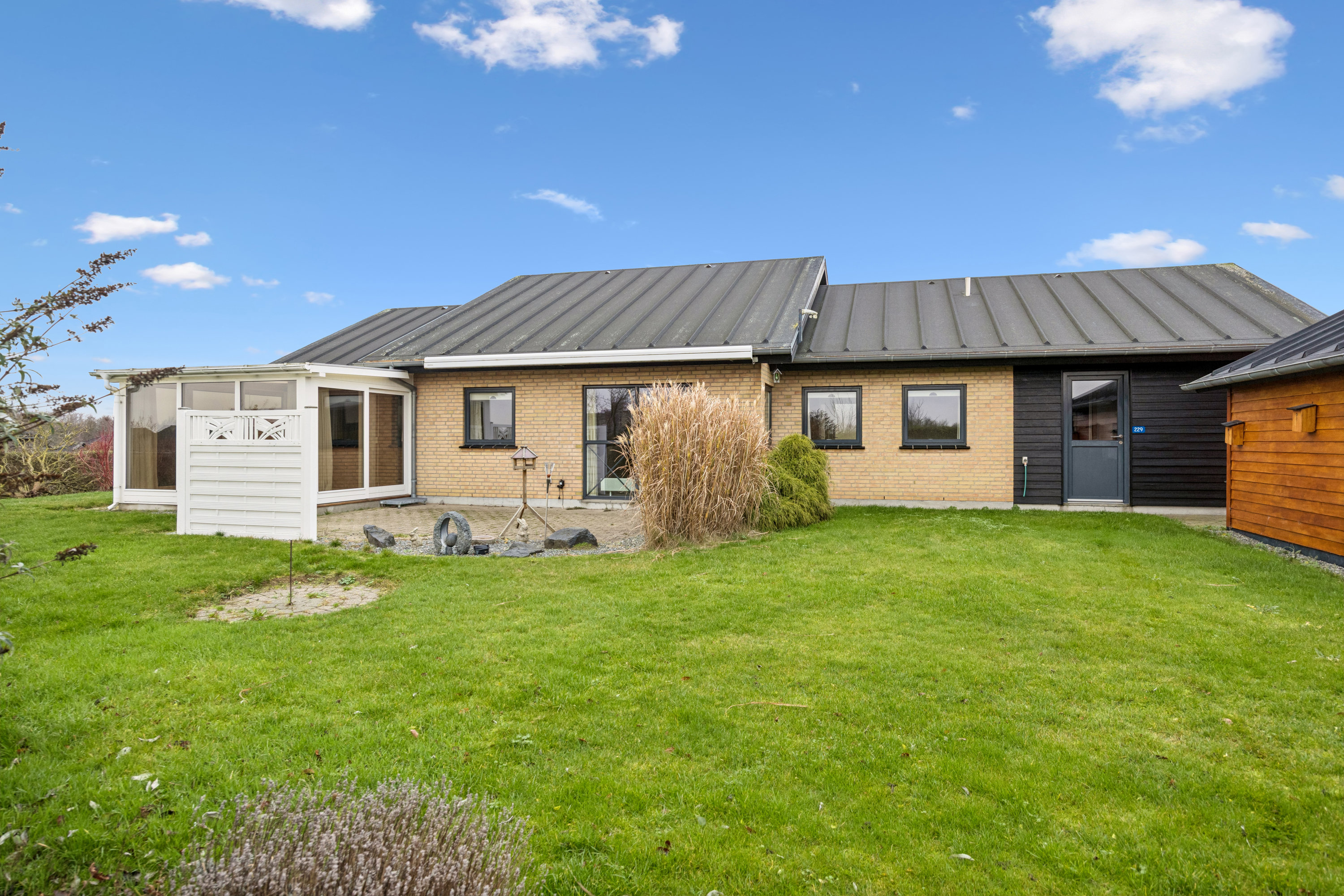 Fremhævet andet billede i fuldskærmstilstand. Billede af Østermarken 273, 9320 Hjallerup