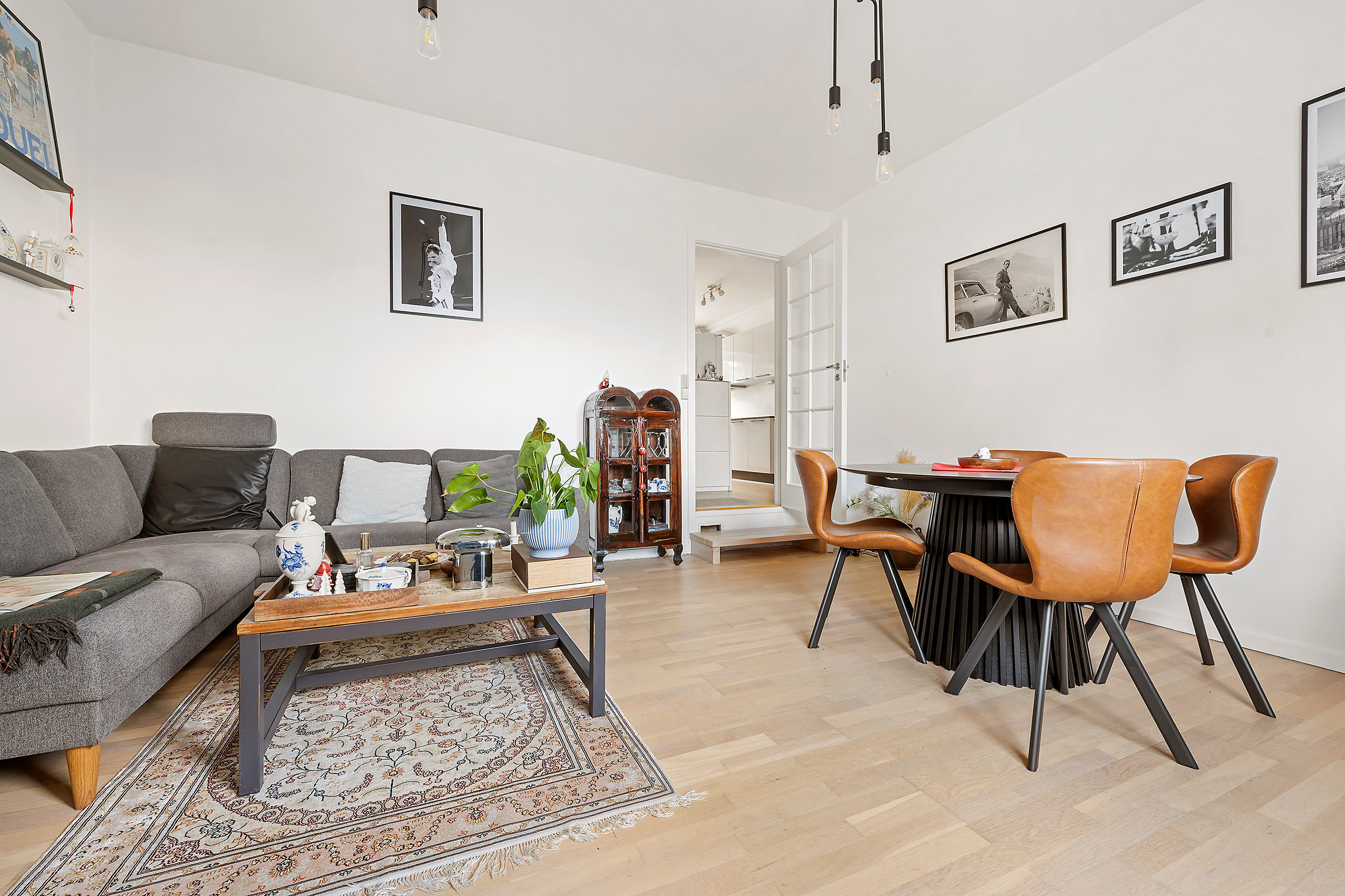 Fremhævet spisekøkken billede i fuldskærmstilstand. Billede af Skodsborg Strandvej 155A, st.. tv., 2942 Skodsborg