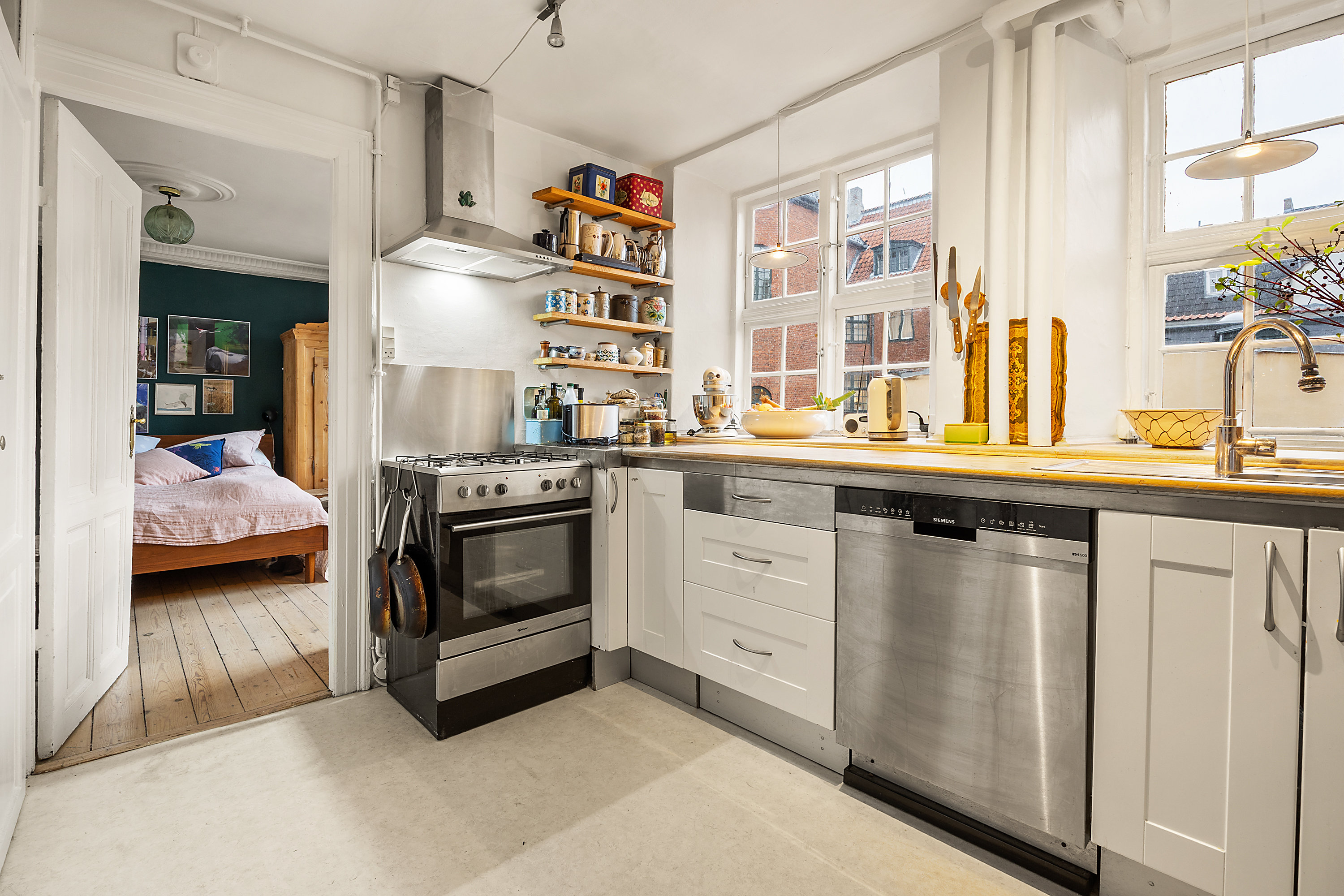 Fremhævet køkken billede i fuldskærmstilstand. Billede af Gothersgade 56, 2., 1123 København K