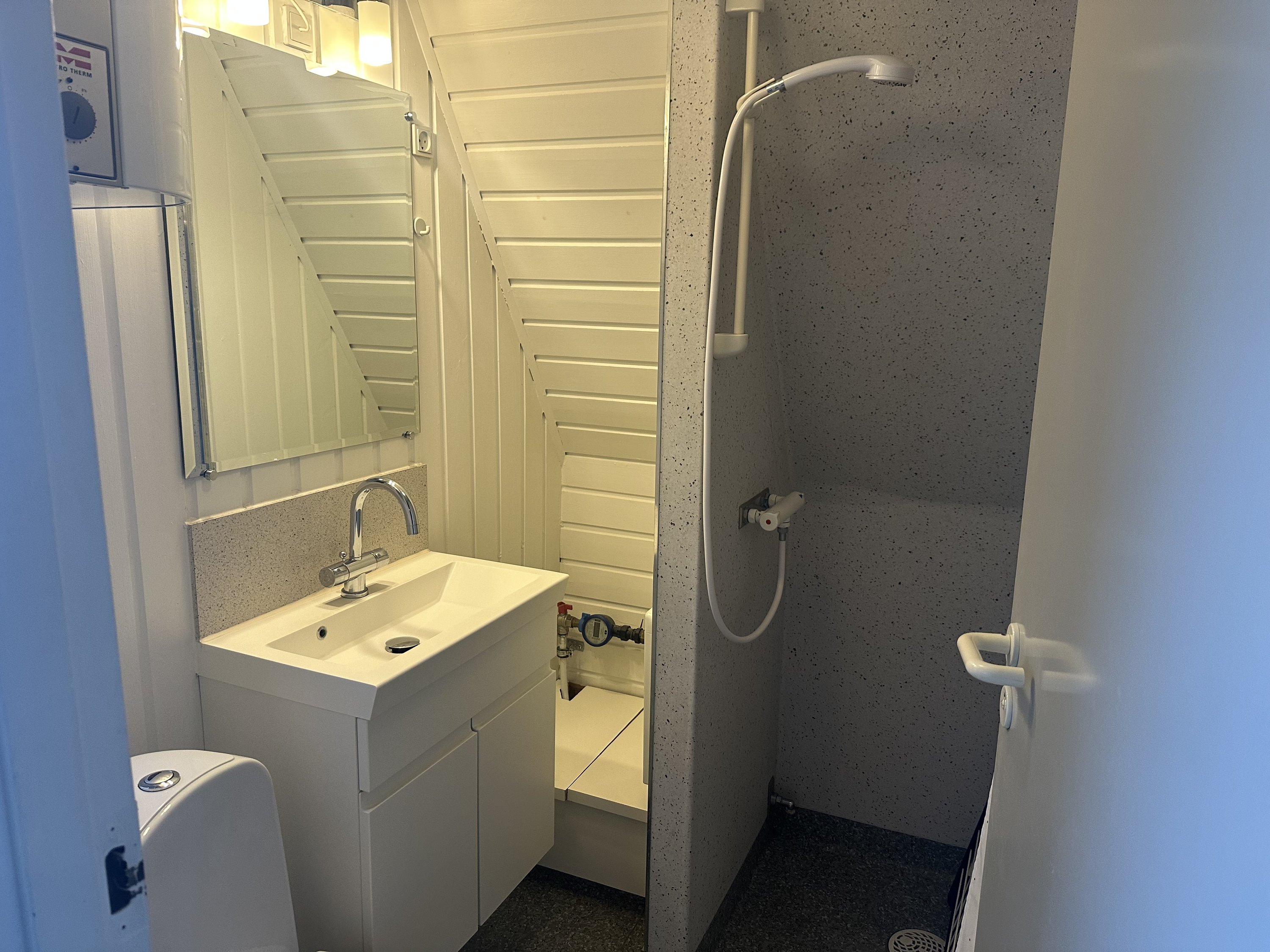 Fremhævet  billede i fuldskærmstilstand. Billede af Svalestien 208K, 4970 Rødby