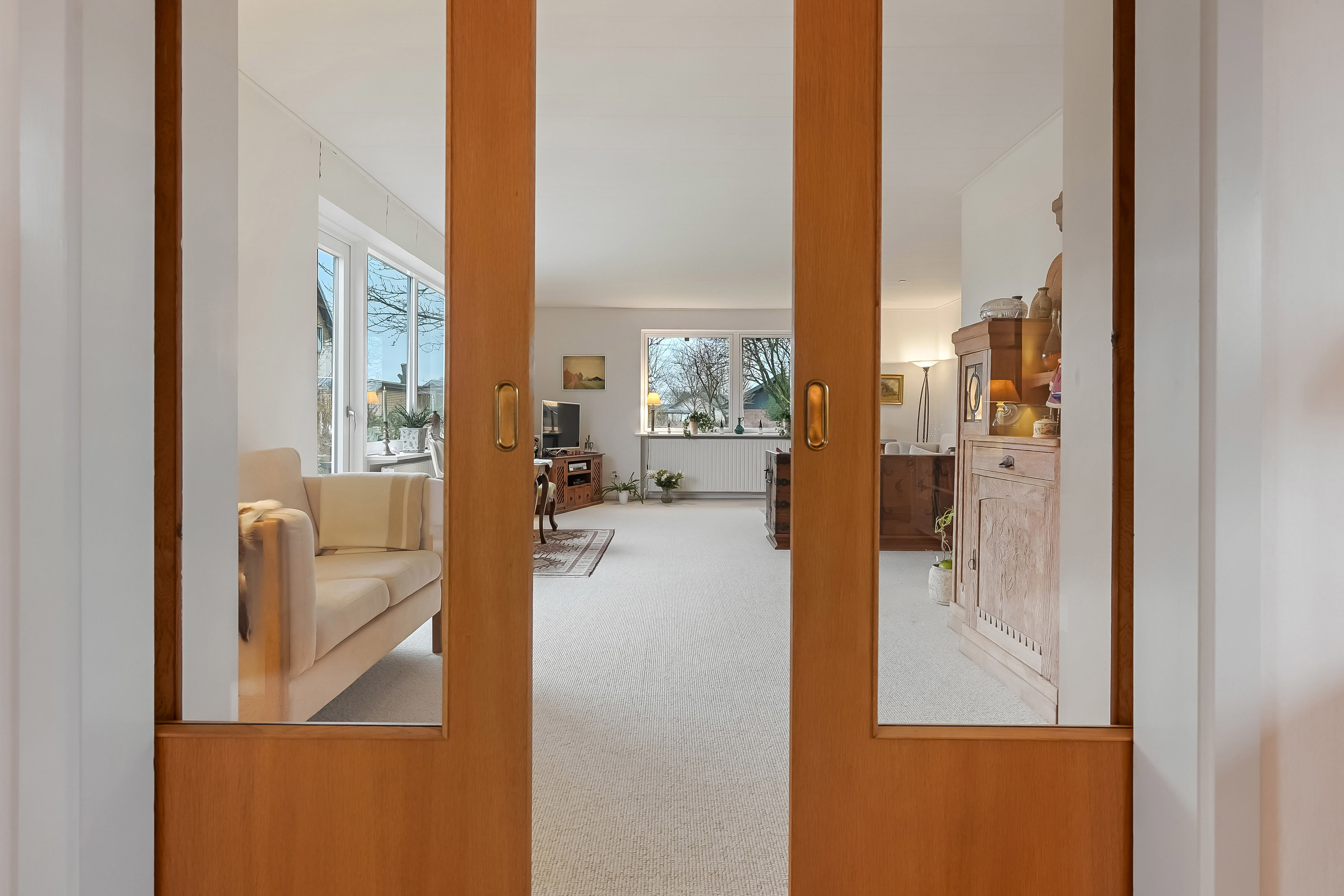 Fremhævet stue billede i fuldskærmstilstand. Billede af Lindevænget 5, 7560 Hjerm