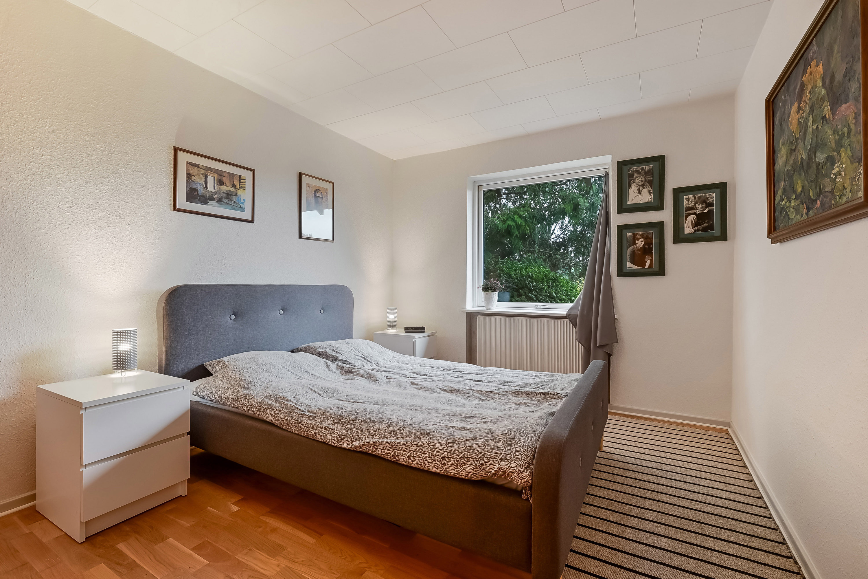 Fremhævet værelse billede i fuldskærmstilstand. Billede af Lindevænget 5, 7560 Hjerm