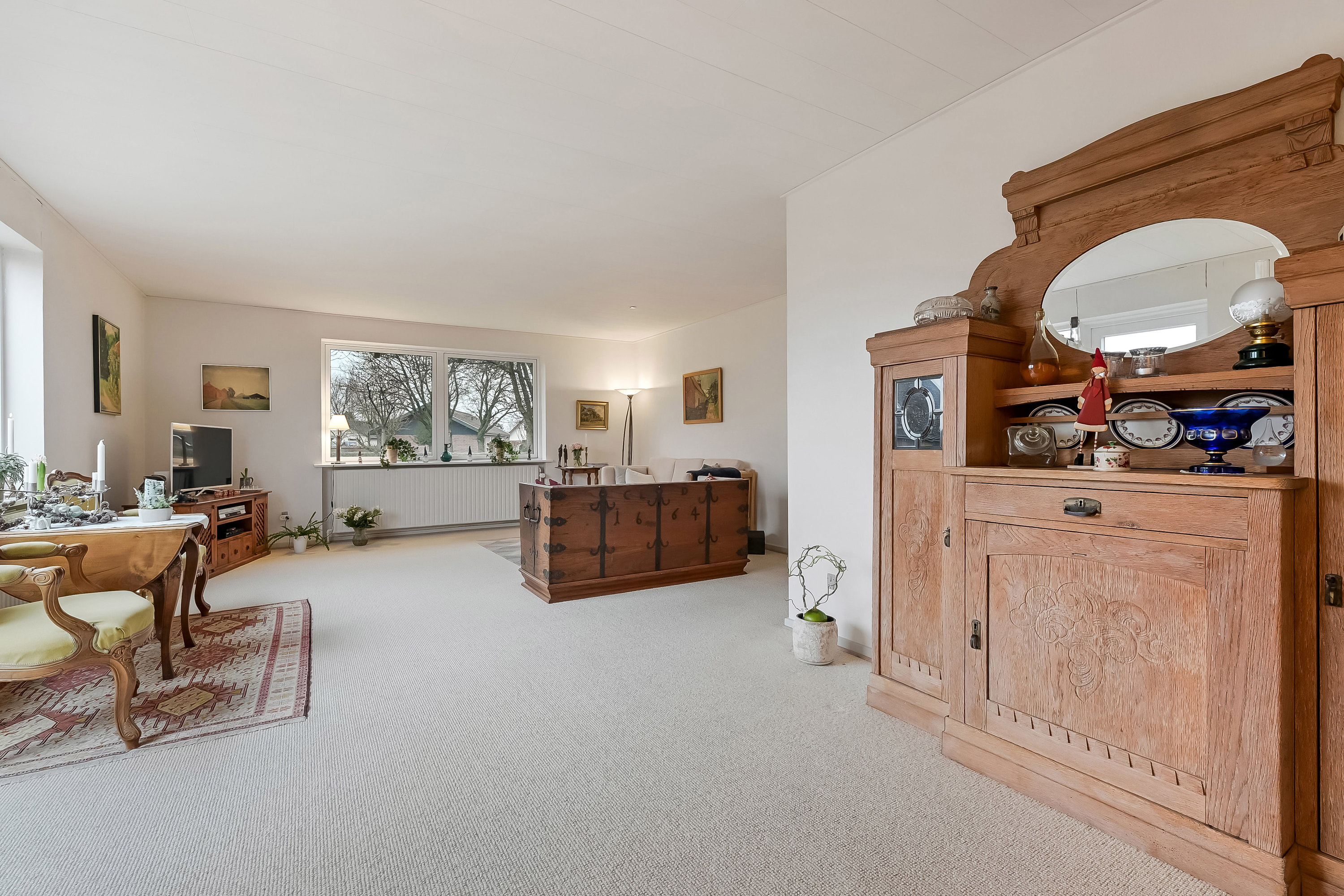 Fremhævet stue billede i fuldskærmstilstand. Billede af Lindevænget 5, 7560 Hjerm