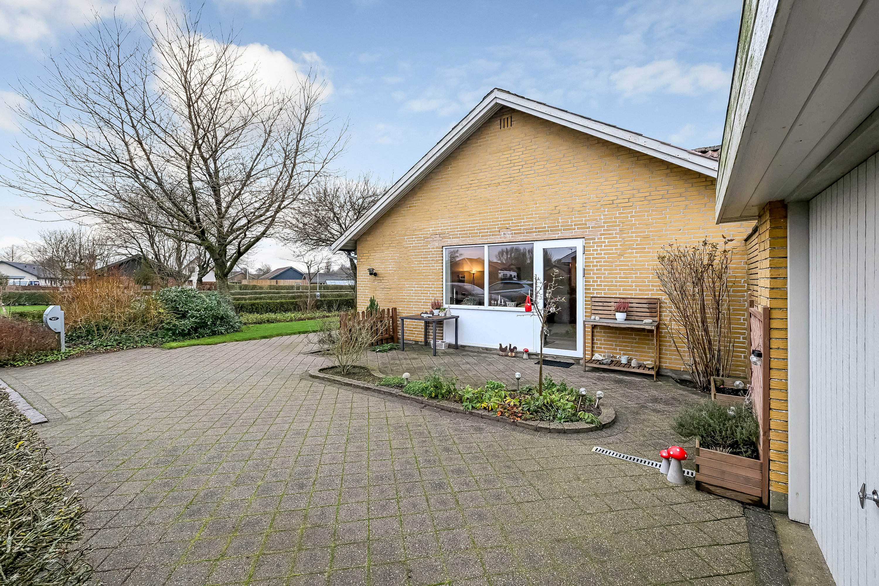 Fremhævet ejendommen billede i fuldskærmstilstand. Billede af Lindevænget 5, 7560 Hjerm