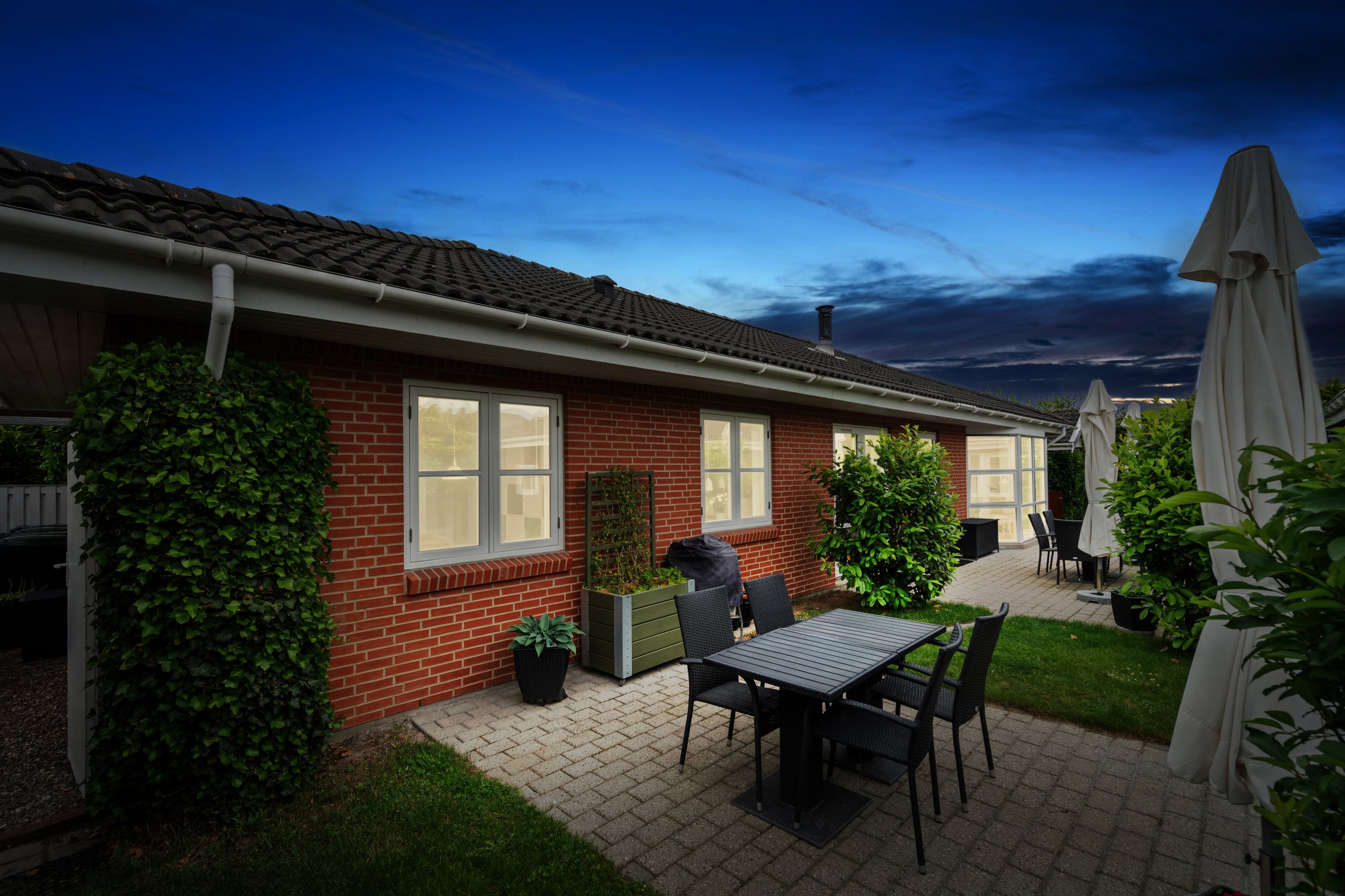 Fremhævet terrasse billede i fuldskærmstilstand. Billede af Hedelyngen 27, 4573 Højby