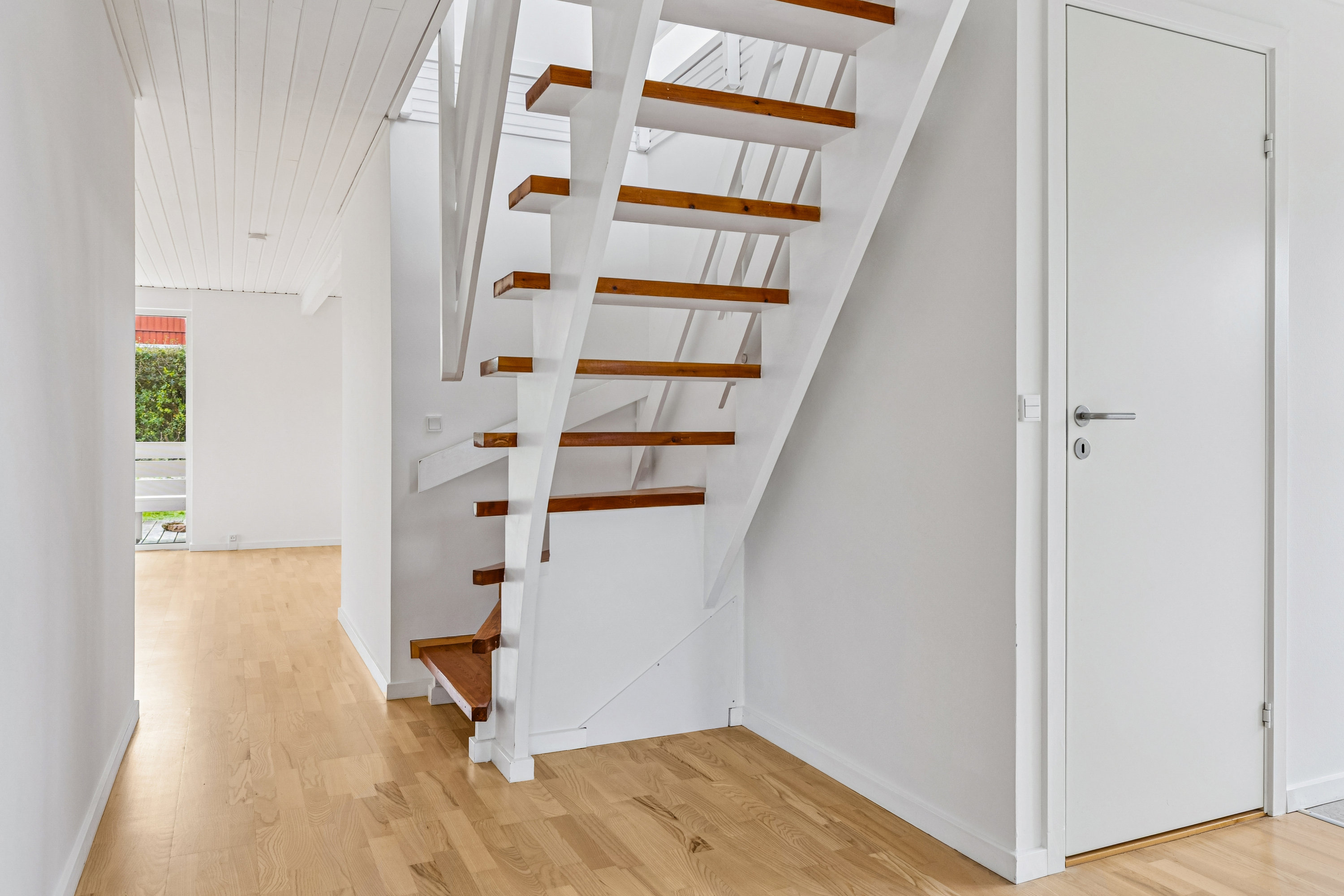 Fremhævet gang billede i fuldskærmstilstand. Billede af Havnsø Møllevej 9, Havnsø, 4591 Føllenslev