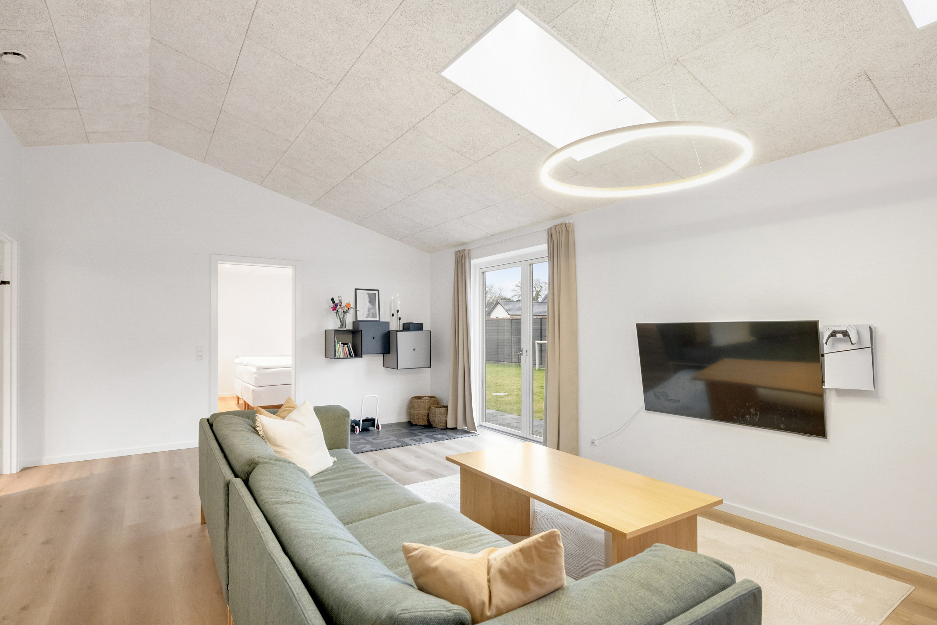 Fremhævet køkken-alrum billede i fuldskærmstilstand. Billede af Tåstrup Byvej 10, Tåstrup, 8462 Harlev J