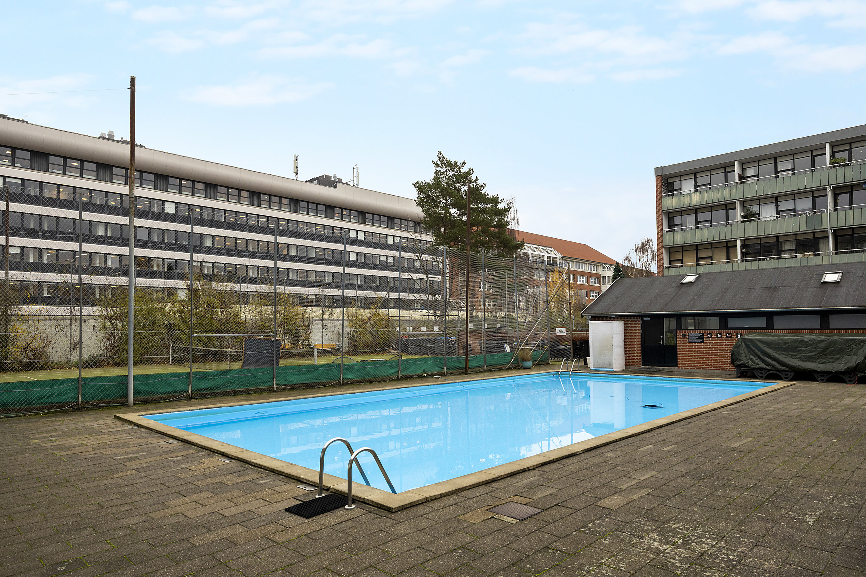 Fremhævet swimmingpool billede i fuldskærmstilstand. Billede af Dagmarsgade 28, 2. 73., 2200 København N