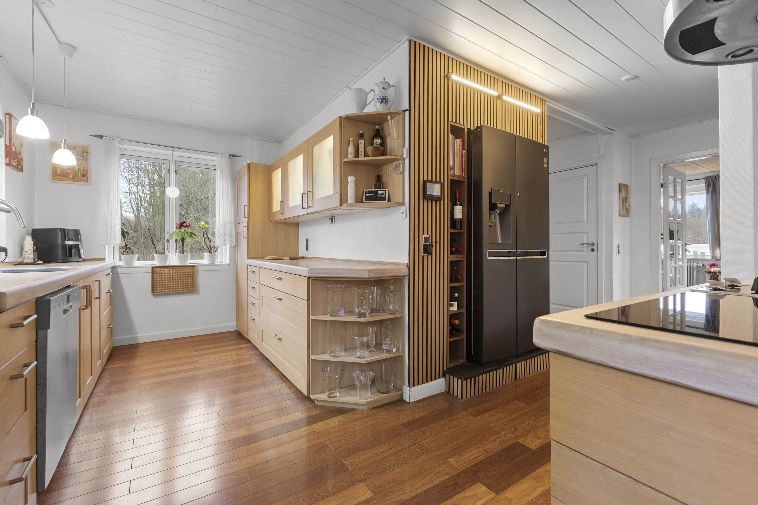 Fremhævet køkken billede i fuldskærmstilstand. Billede af Assentorpvej 97, 4295 Stenlille