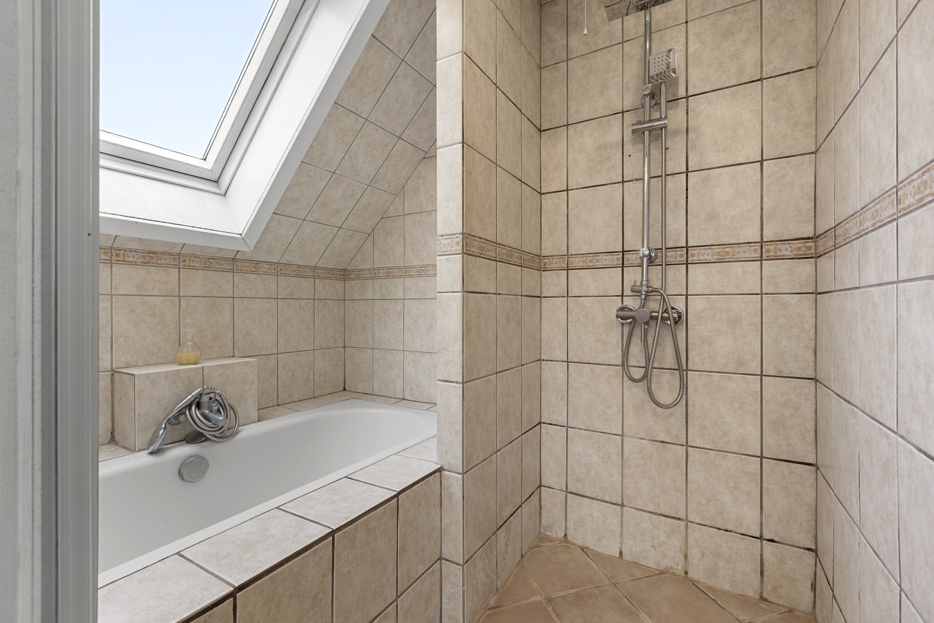 Fremhævet badeværelse billede i fuldskærmstilstand. Billede af Assentorpvej 97, 4295 Stenlille