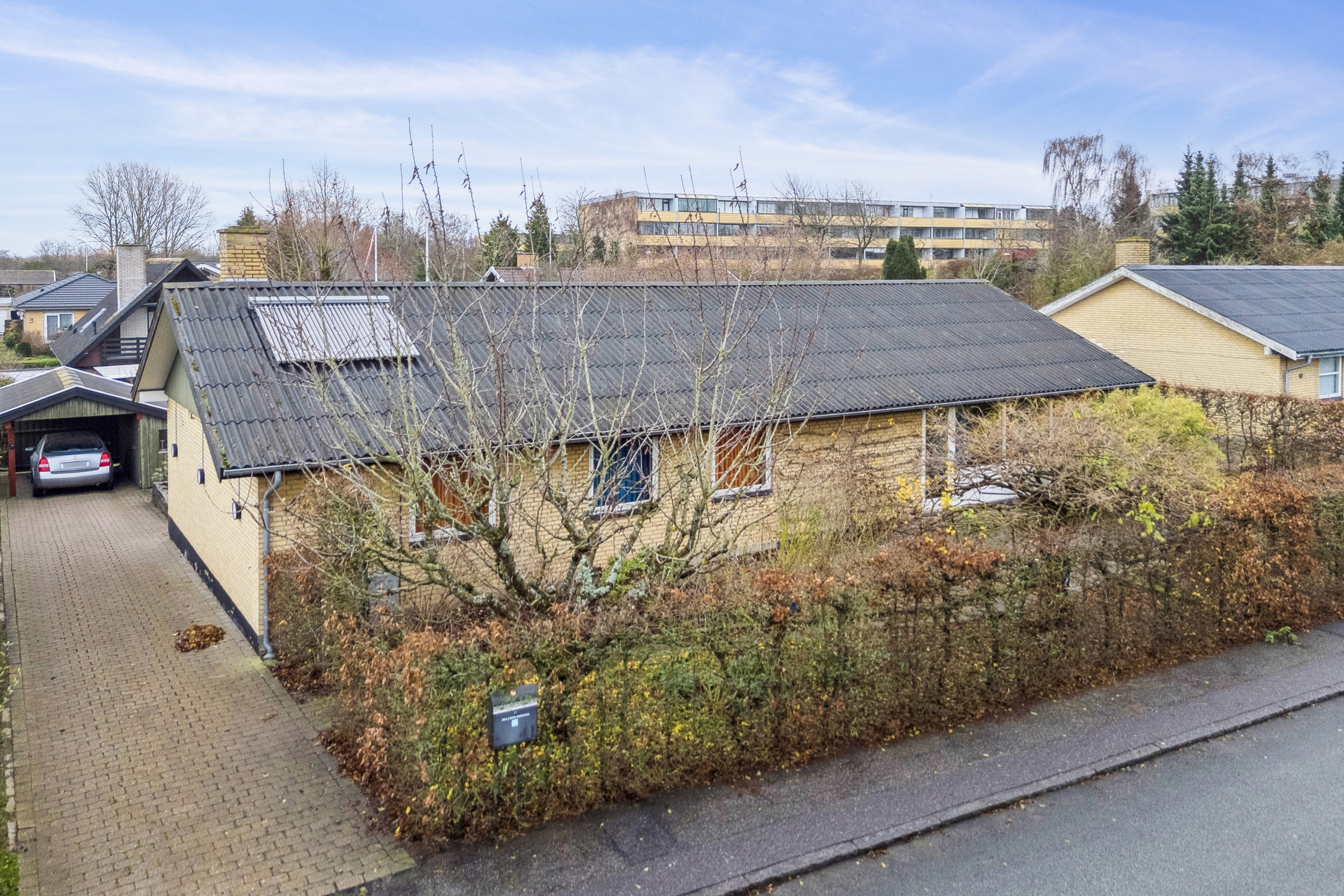 Fremhævet set fra vejen billede i fuldskærmstilstand. Billede af Pantholm 41, 4200 Slagelse