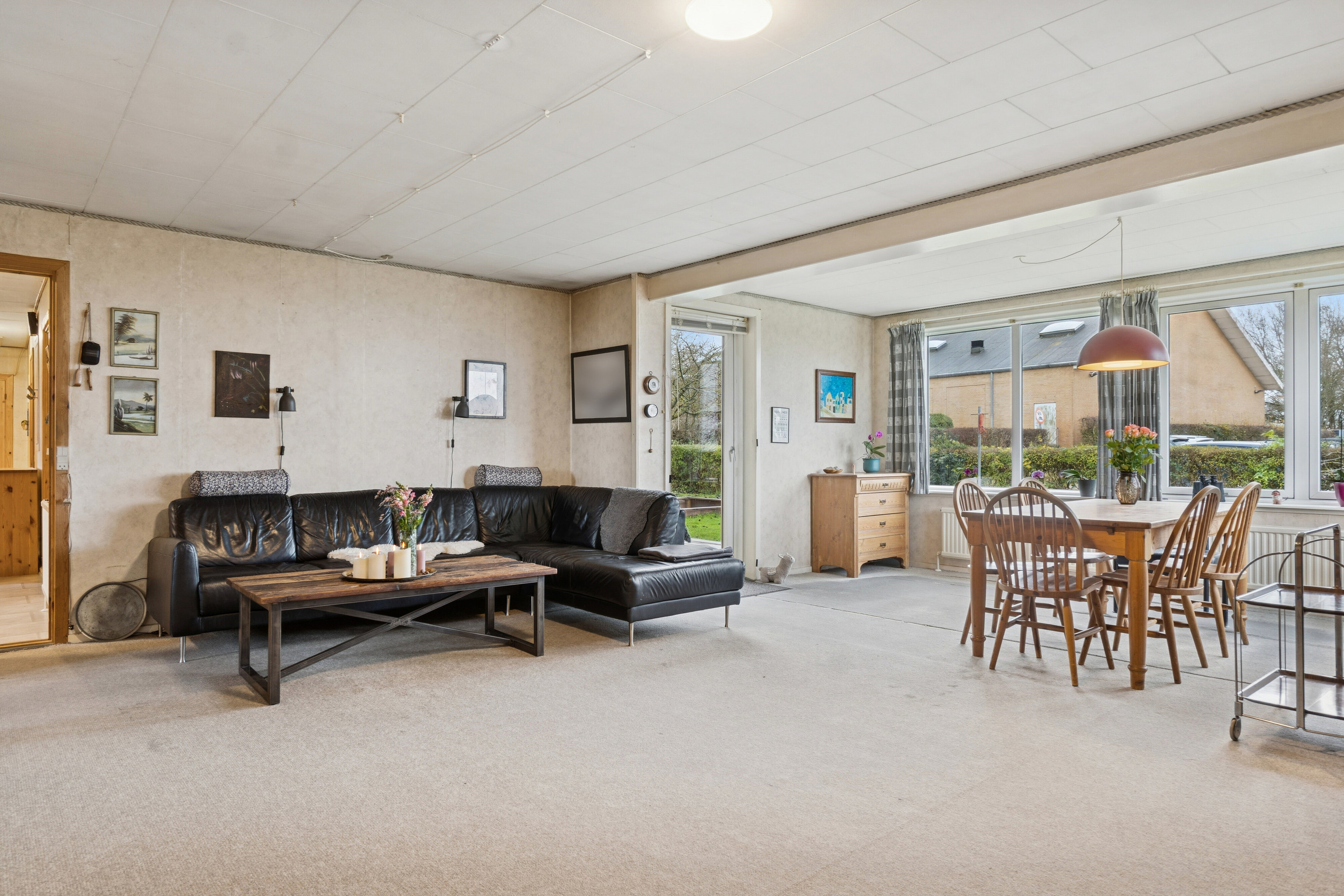 Fremhævet stue billede i fuldskærmstilstand. Billede af Melbyvej 9, Tåsinge, 5700 Svendborg