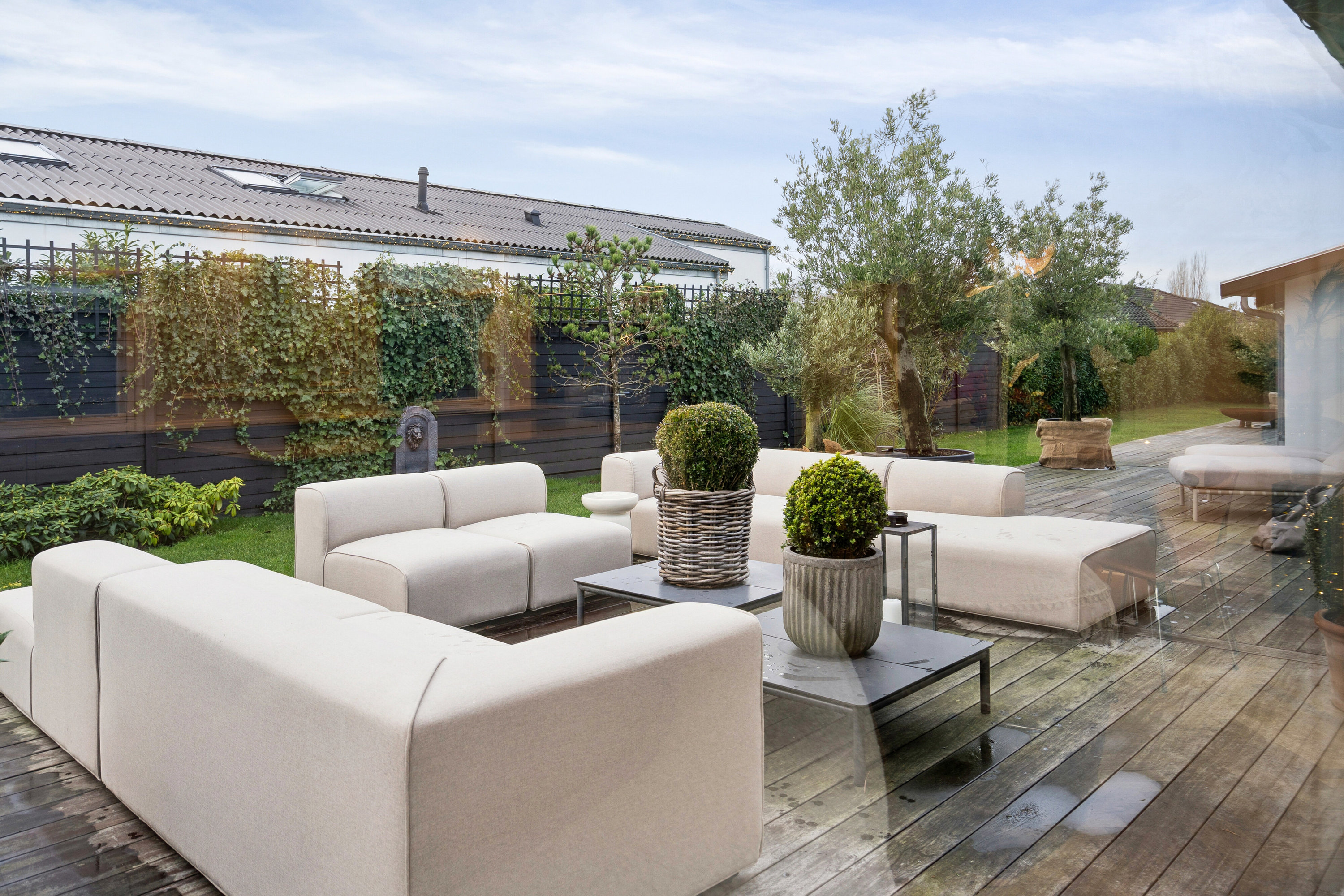 Fremhævet terrasse billede i fuldskærmstilstand. Billede af Hvidovre Strandvej 142, 2650 Hvidovre