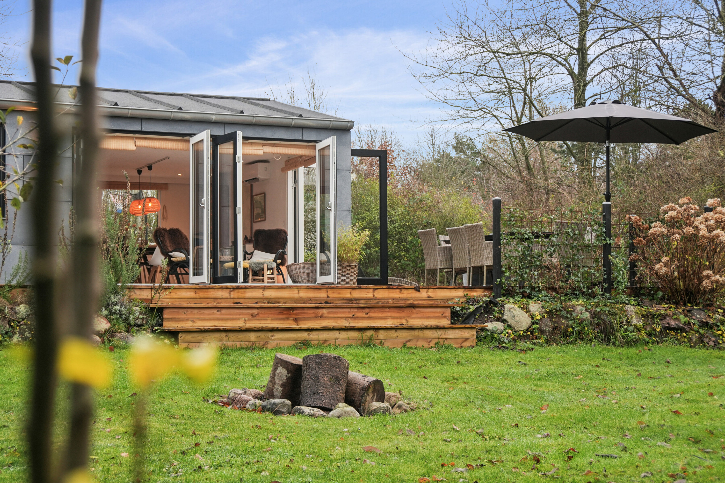 Fremhævet udendørs billede i fuldskærmstilstand. Billede af Blåklokkevej 12, Stoense Udflytter, 5953 Tranekær