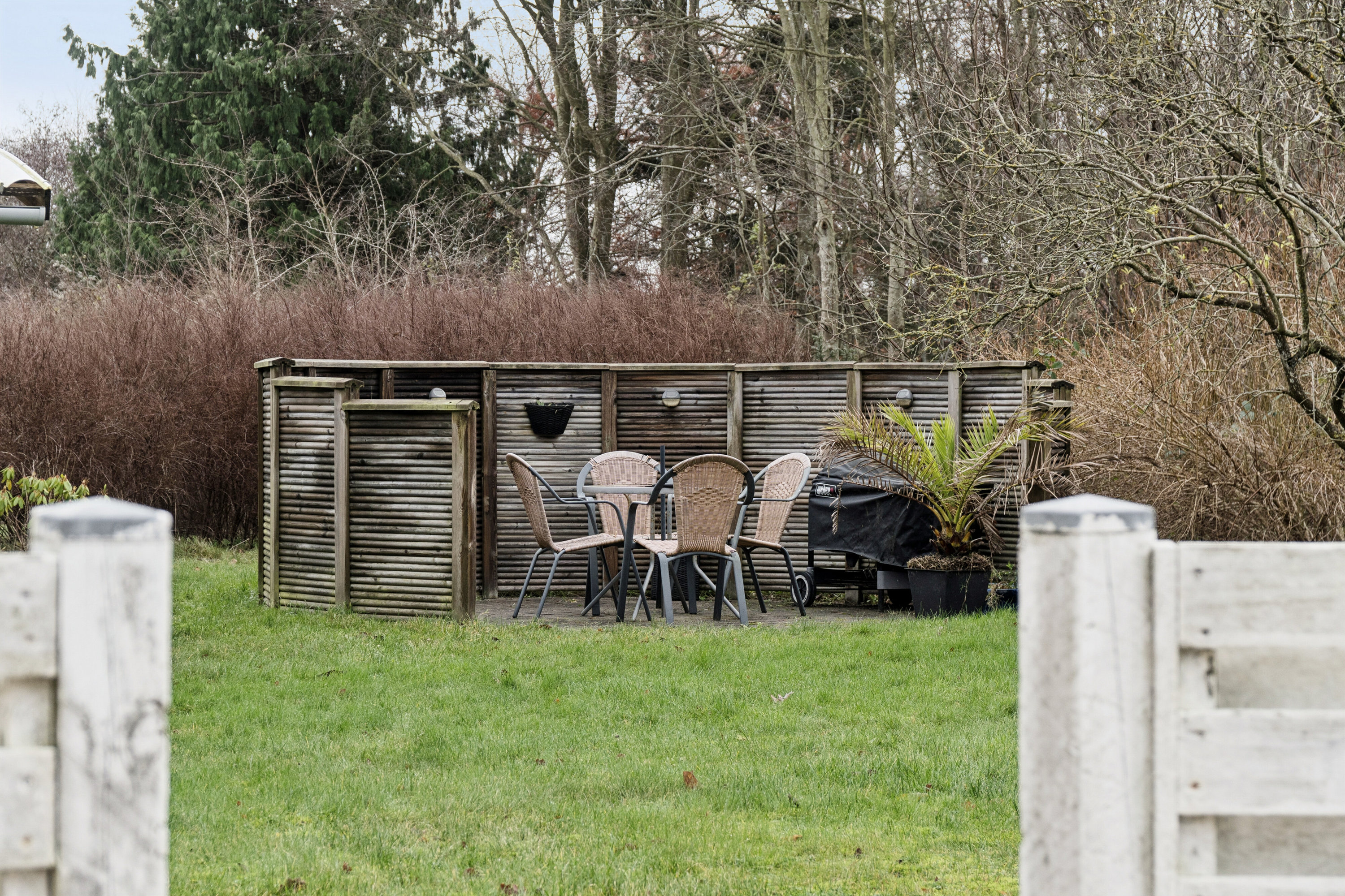 Fremhævet udendørs billede i fuldskærmstilstand. Billede af Skelbakken 5, Veddinge Bk, 4550 Asnæs
