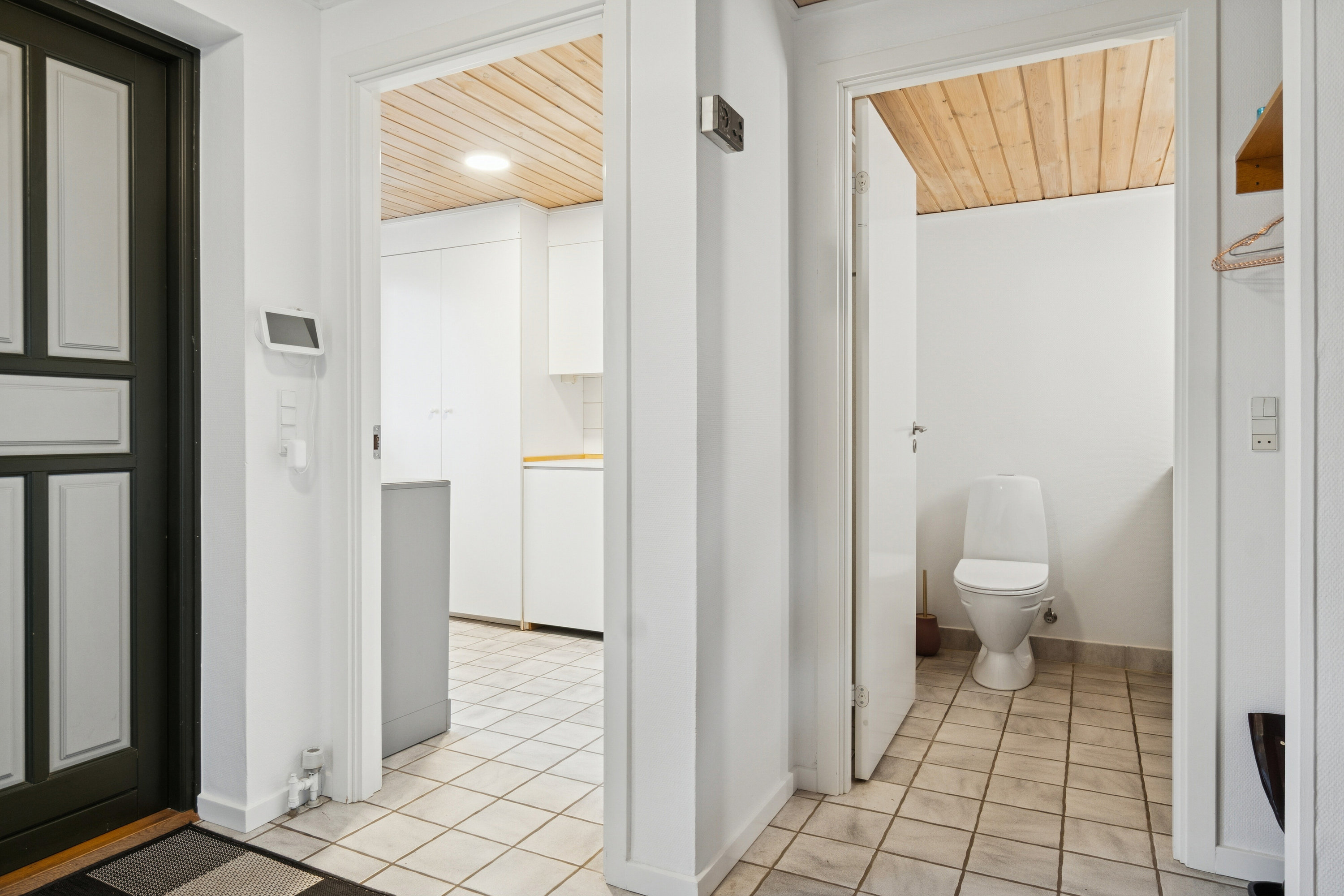 Fremhævet entre billede i fuldskærmstilstand. Billede af Møllevej 14, 4700 Næstved