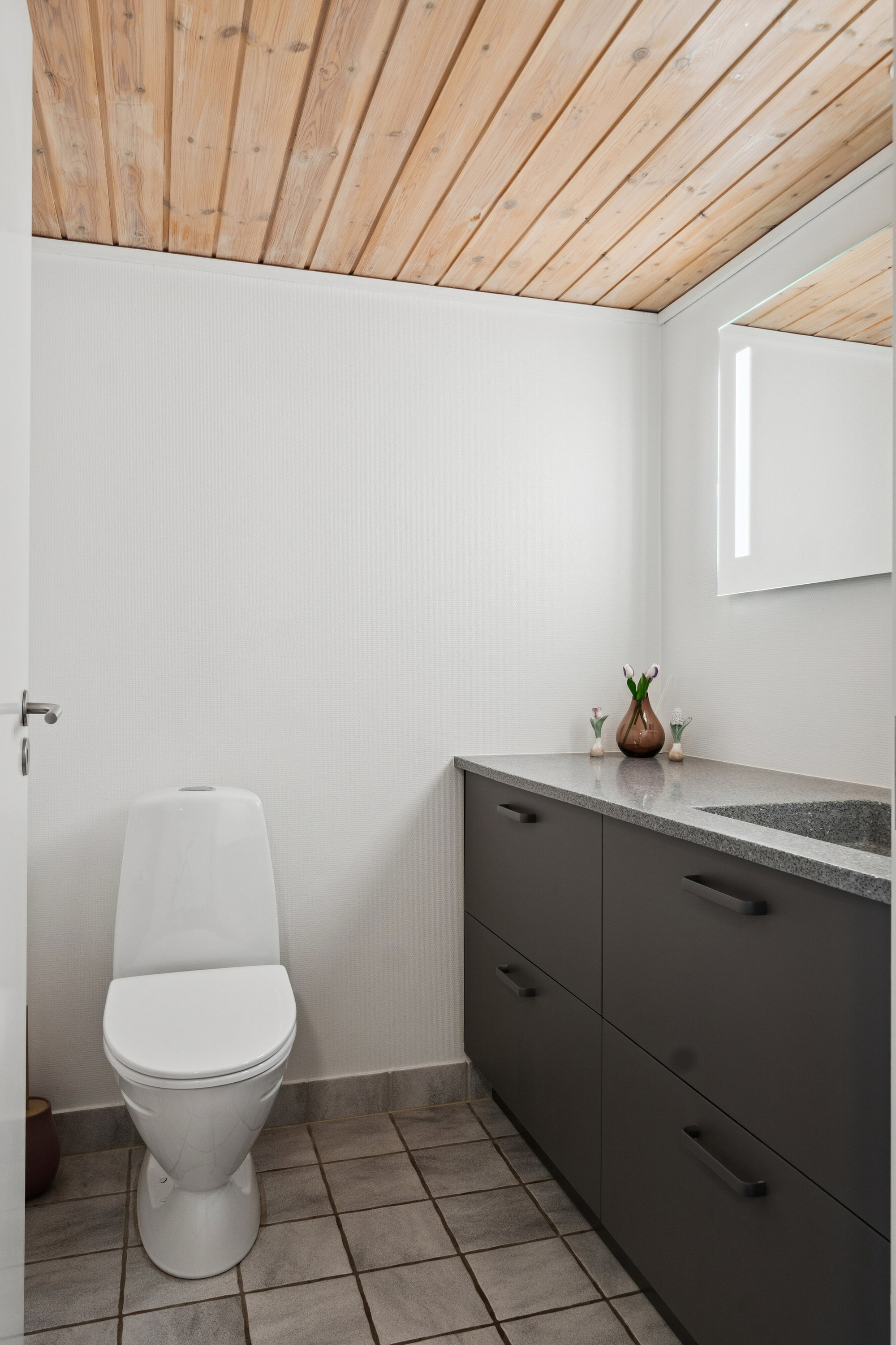 Fremhævet badeværelse billede i fuldskærmstilstand. Billede af Møllevej 14, 4700 Næstved