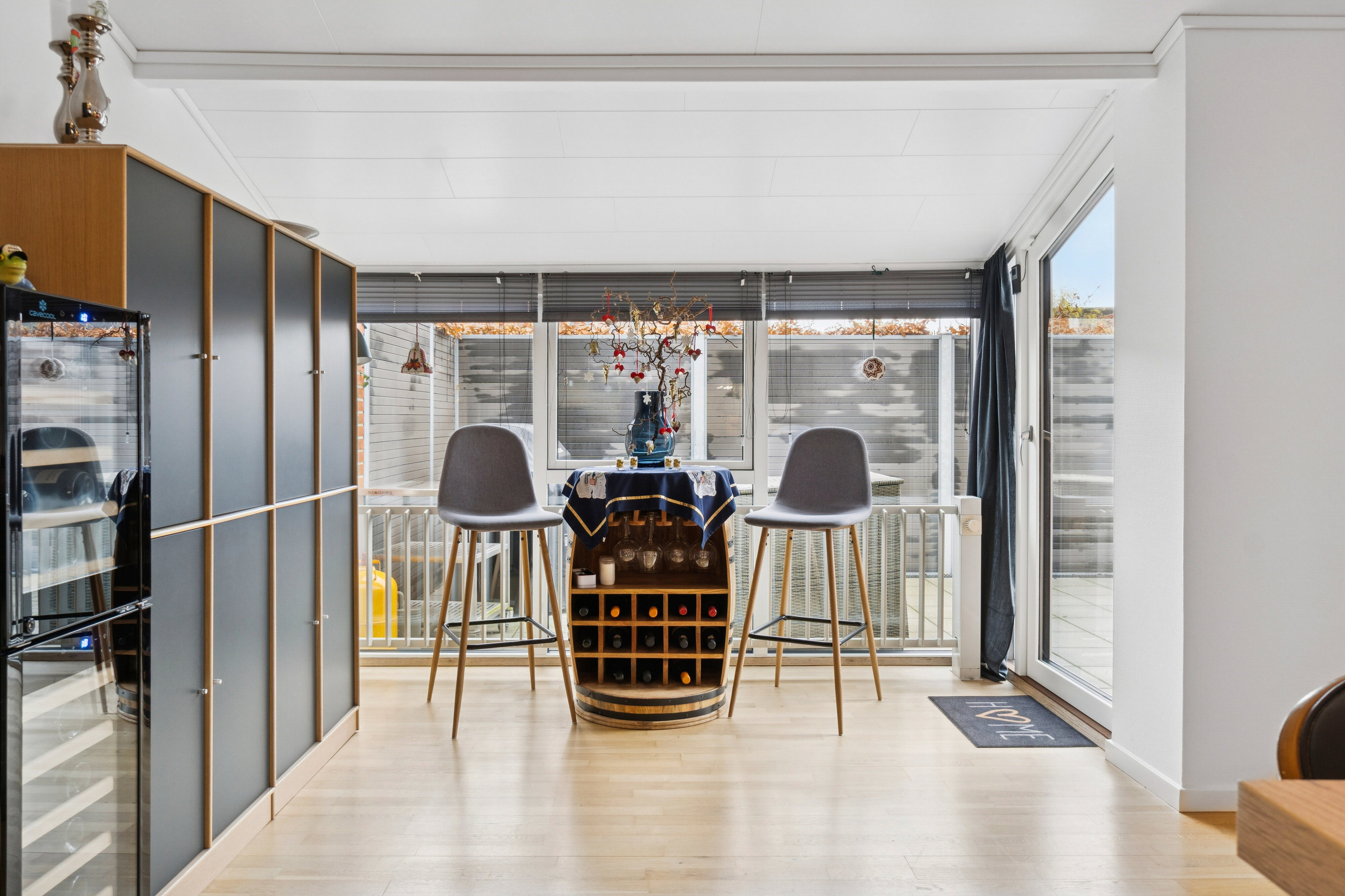 Fremhævet stue billede i fuldskærmstilstand. Billede af Møllevej 14, 4700 Næstved