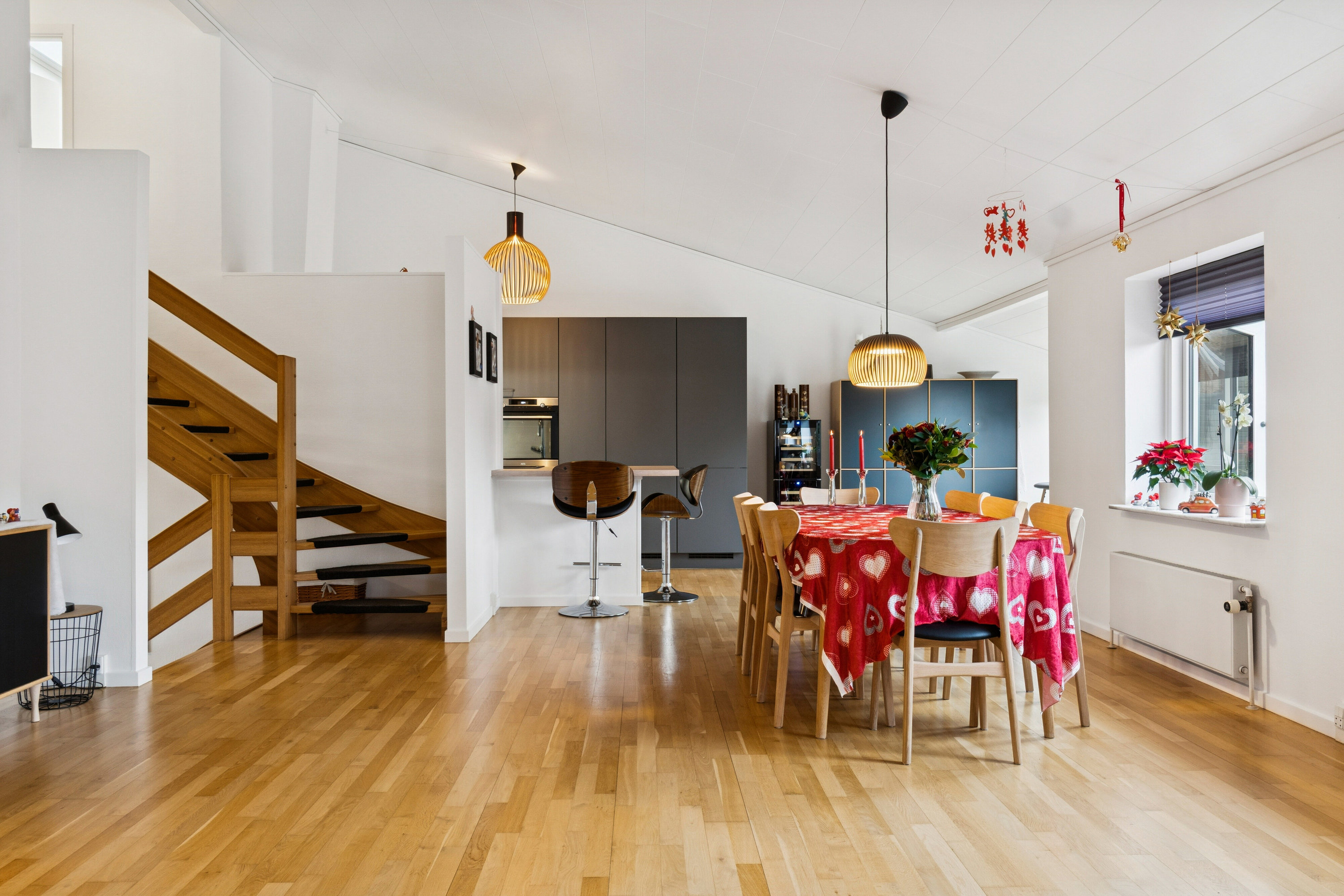 Fremhævet stue billede i fuldskærmstilstand. Billede af Møllevej 14, 4700 Næstved