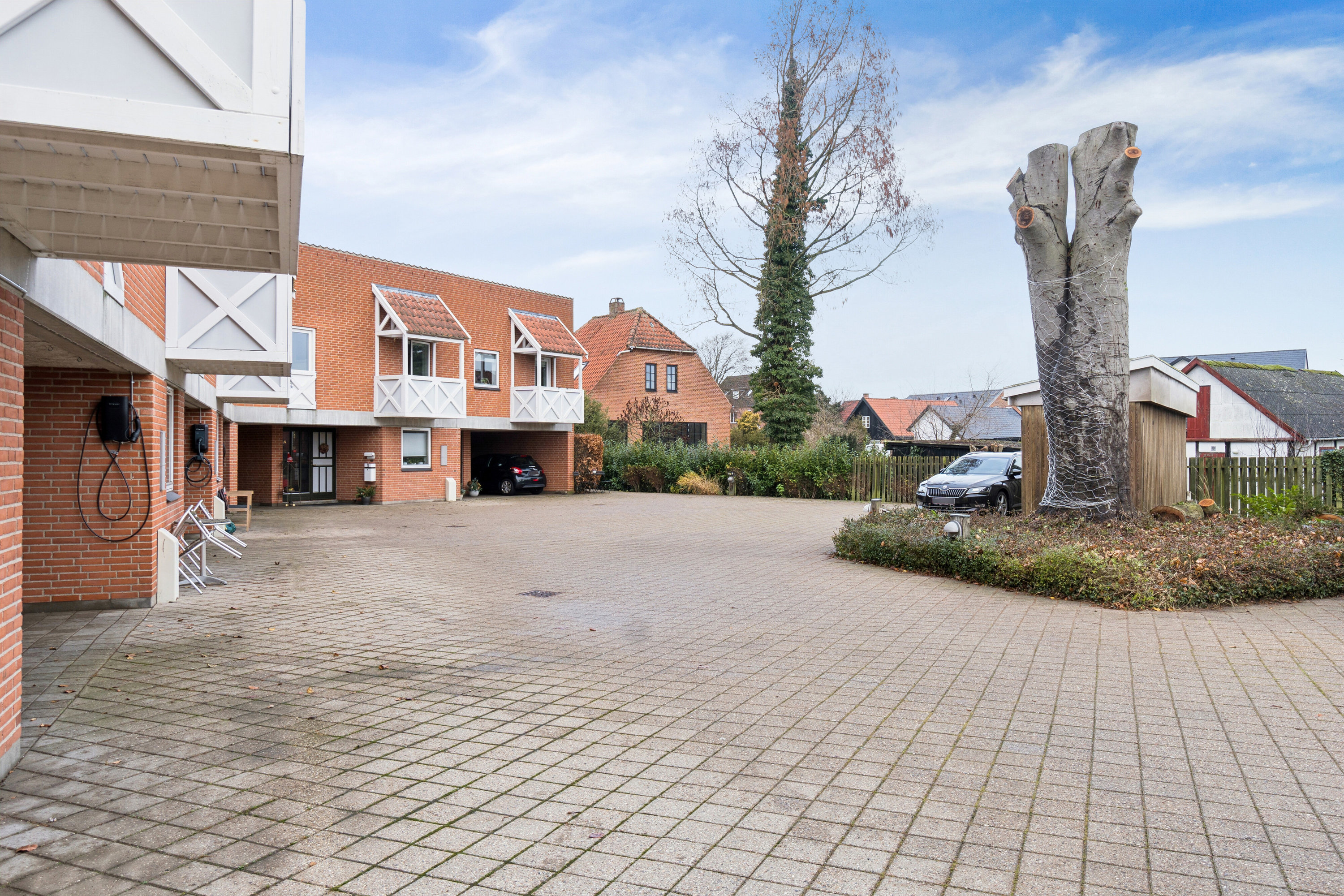 Fremhævet set fra vejen billede i fuldskærmstilstand. Billede af Møllevej 14, 4700 Næstved