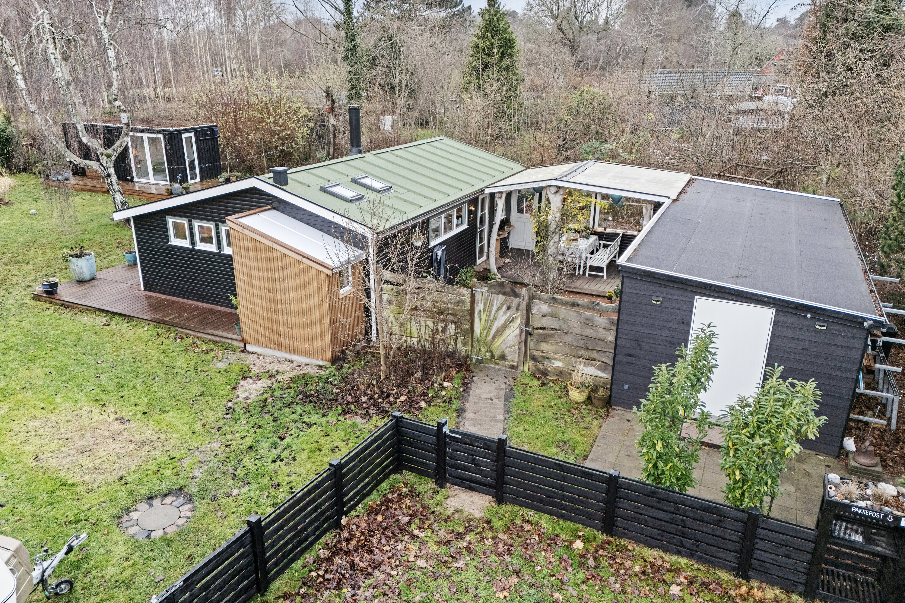 Fremhævet set fra haven billede i fuldskærmstilstand. Billede af Pilevej 8, Klint, 4500 Nykøbing Sj