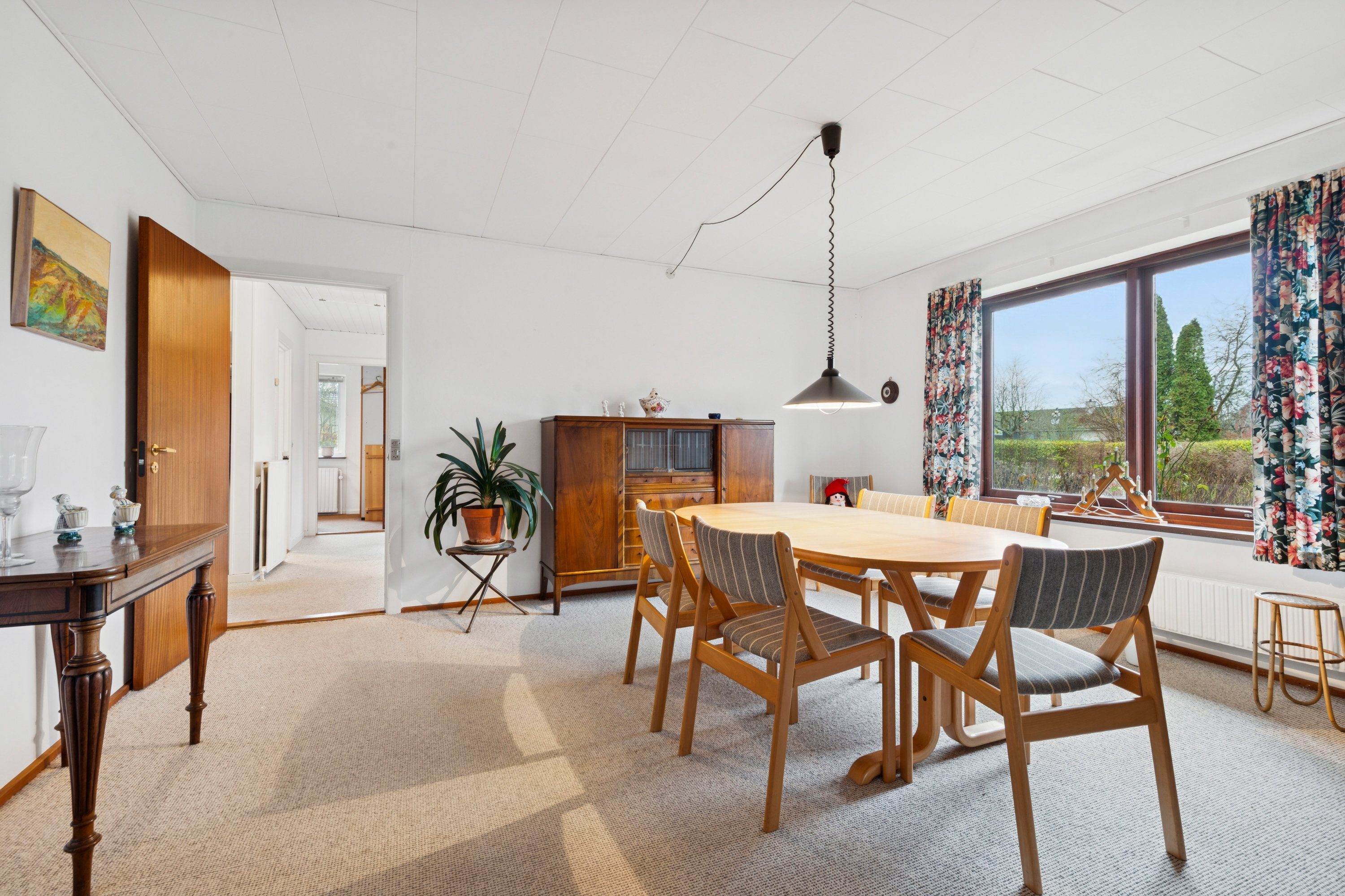 Miniaturebillede 2: stue. Billede af Lundager 27, 2670 Greve