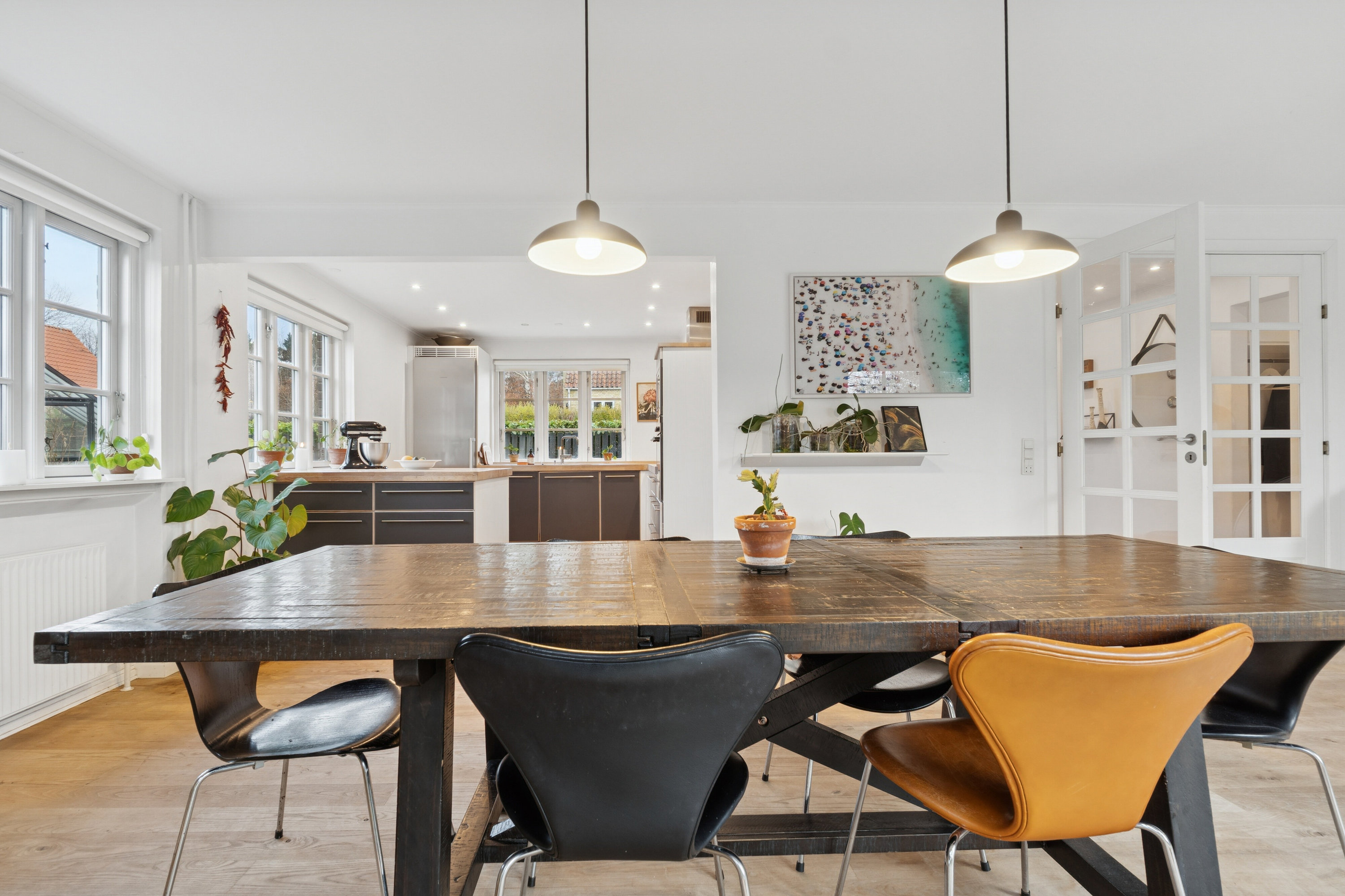 Fremhævet spisestue billede i fuldskærmstilstand. Billede af Louisevej 2, 2800 Kongens Lyngby