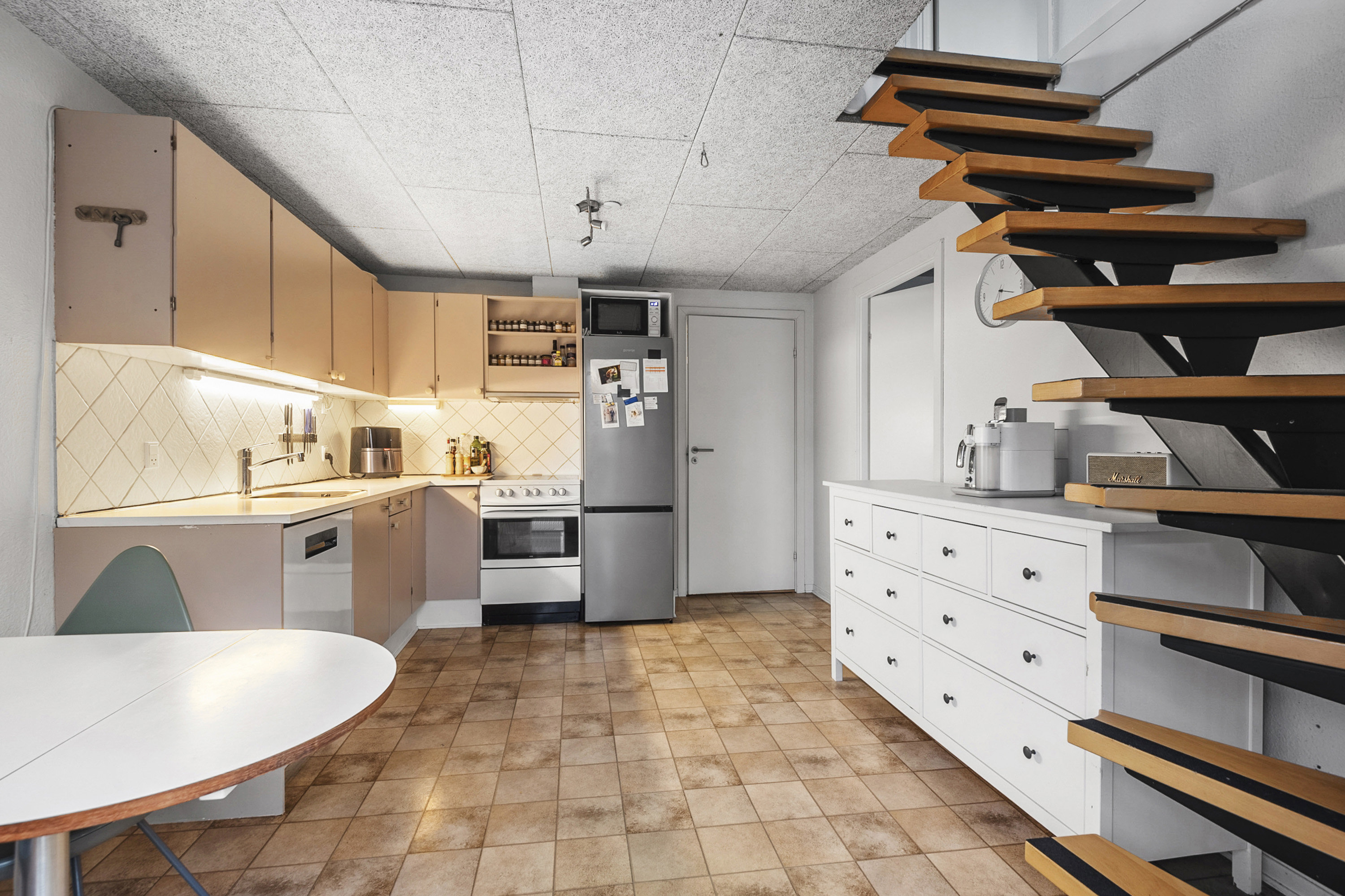 Fremhævet køkken billede i fuldskærmstilstand. Billede af Grønlandsparken 164F, 6715 Esbjerg N