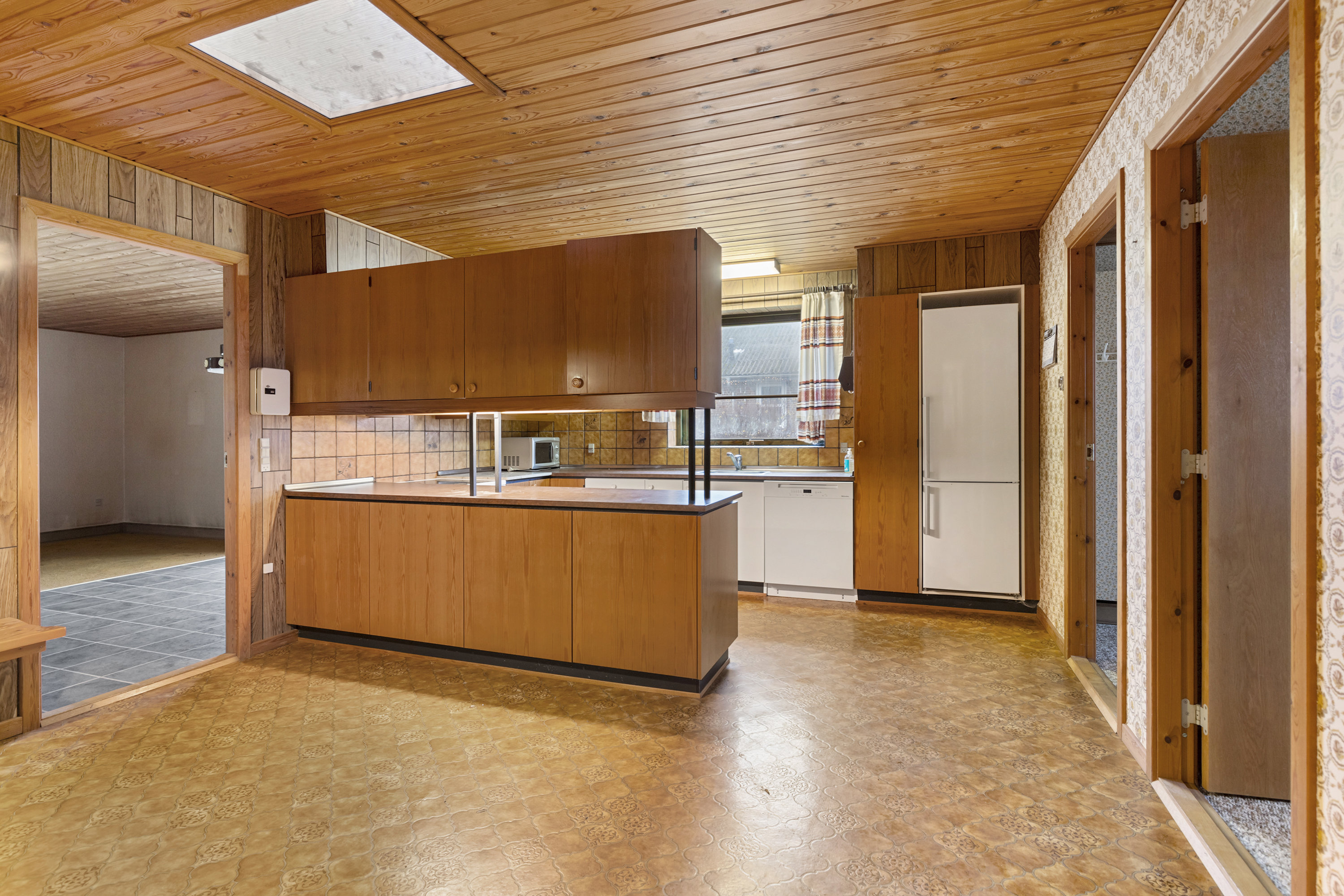 Fremhævet køkken billede i fuldskærmstilstand. Billede af Nymarken 14, Ullits, 9640 Farsø