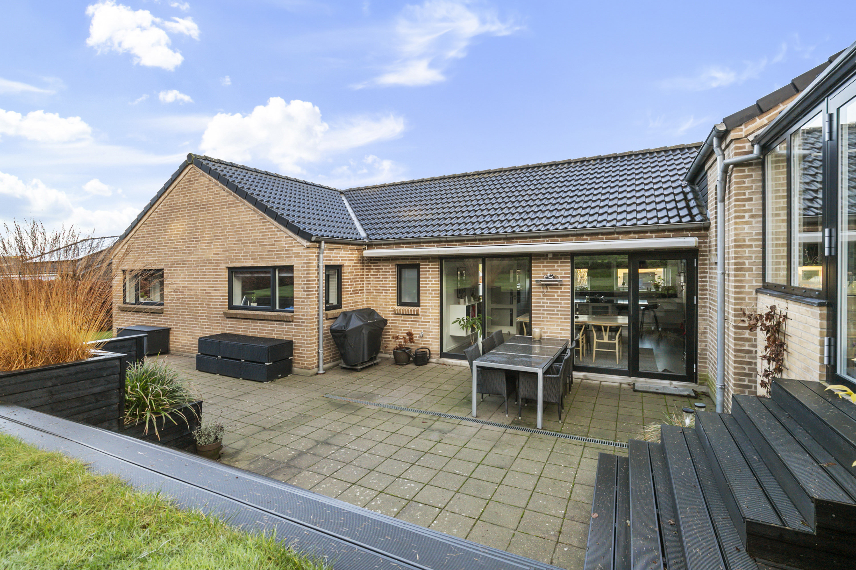 Fremhævet terrasse billede i fuldskærmstilstand. Billede af Ådalen 539, 9700 Brønderslev