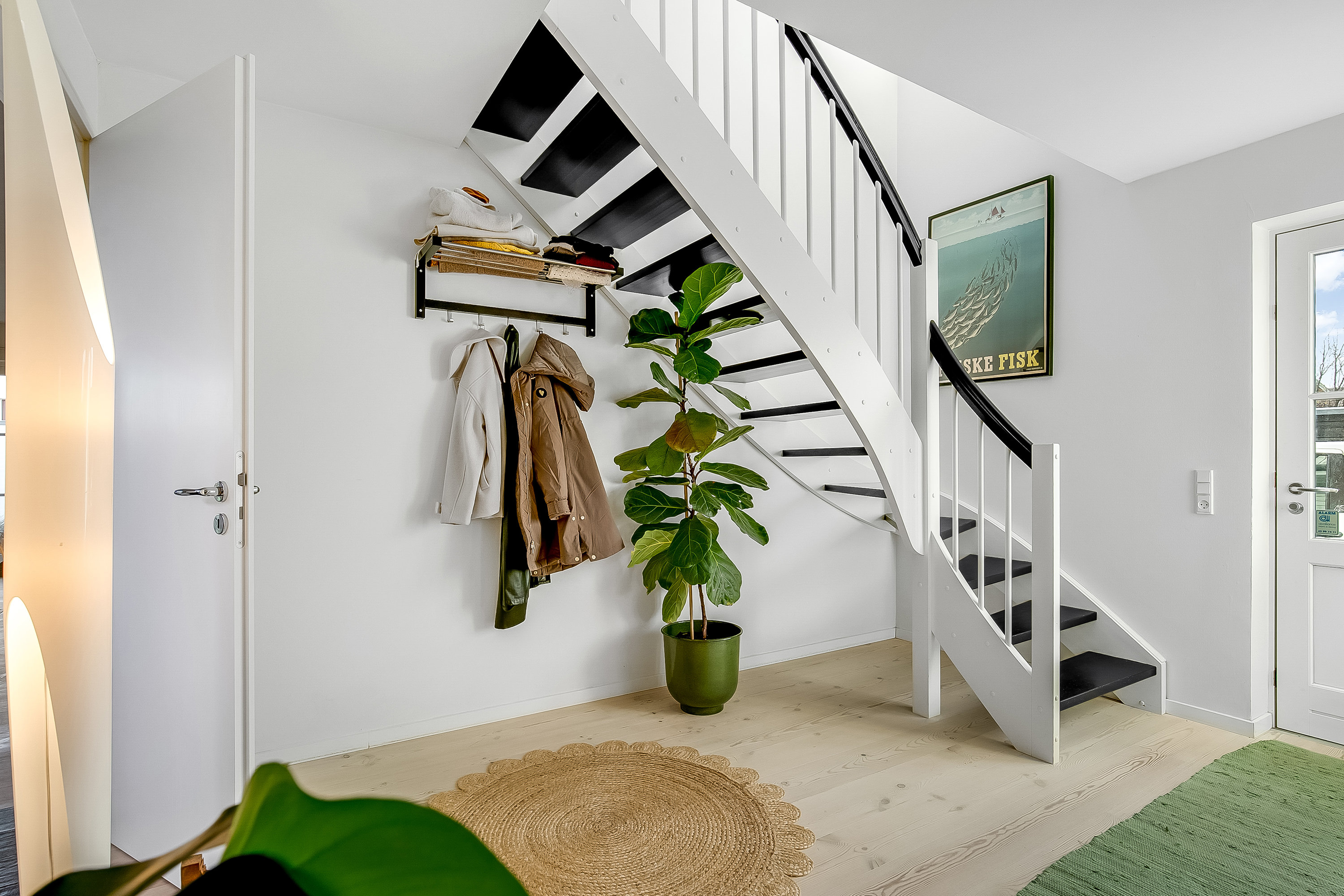 Fremhævet entré billede i fuldskærmstilstand. Billede af Skolebakken 58A, Nr Bjert, 6000 Kolding