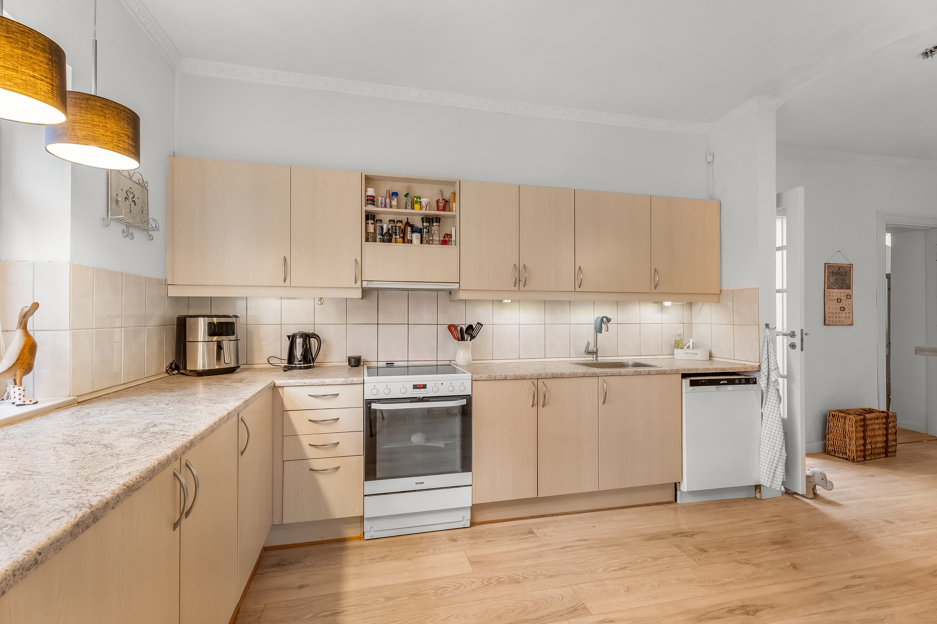 Fremhævet køkken billede i fuldskærmstilstand. Billede af Engestoftevej 92, Slemminge, 4990 Sakskøbing