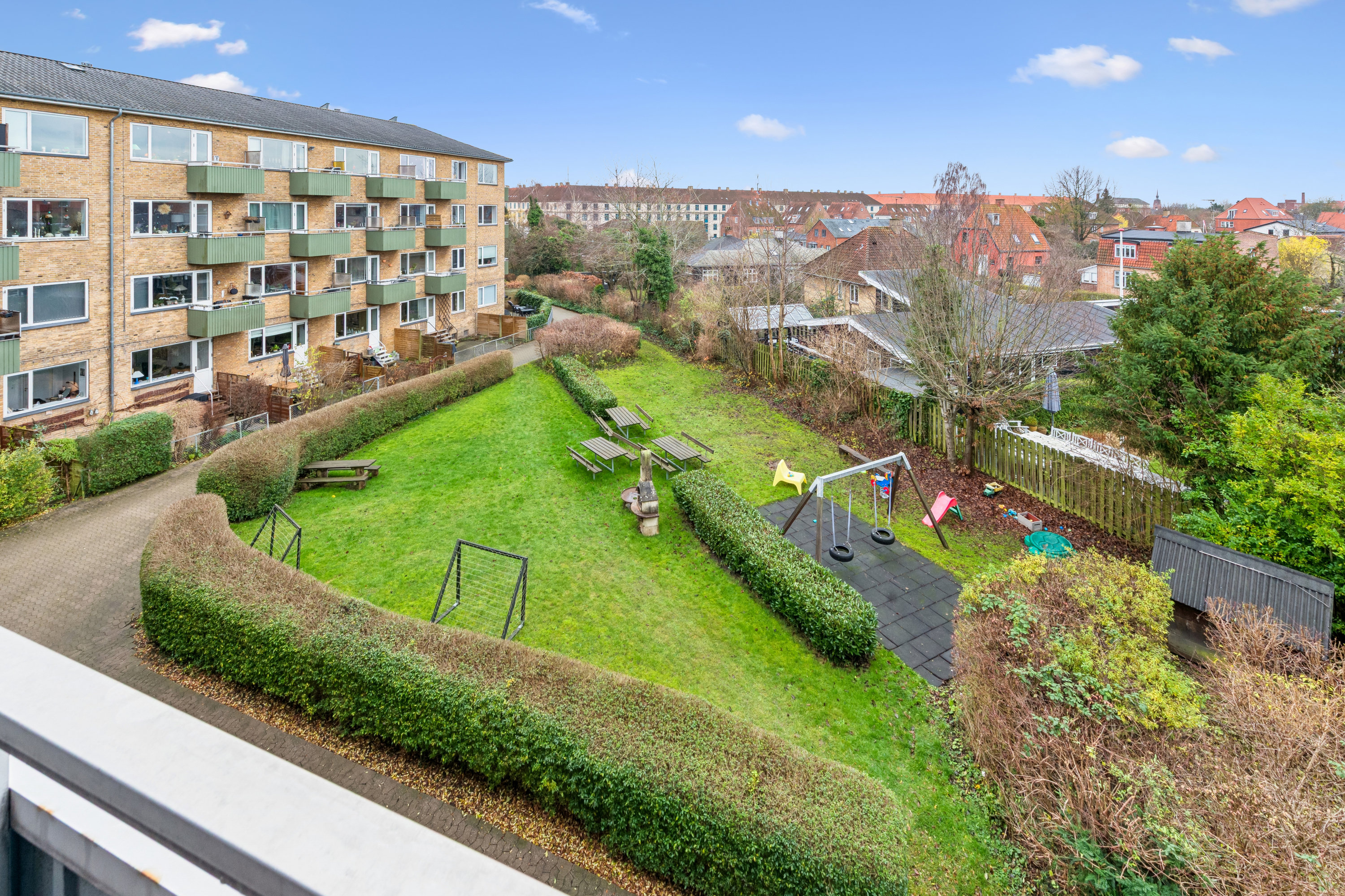 Fremhævet udsigt billede i fuldskærmstilstand. Billede af Slotsherrensvej 15, 2. tv., 2720 Vanløse