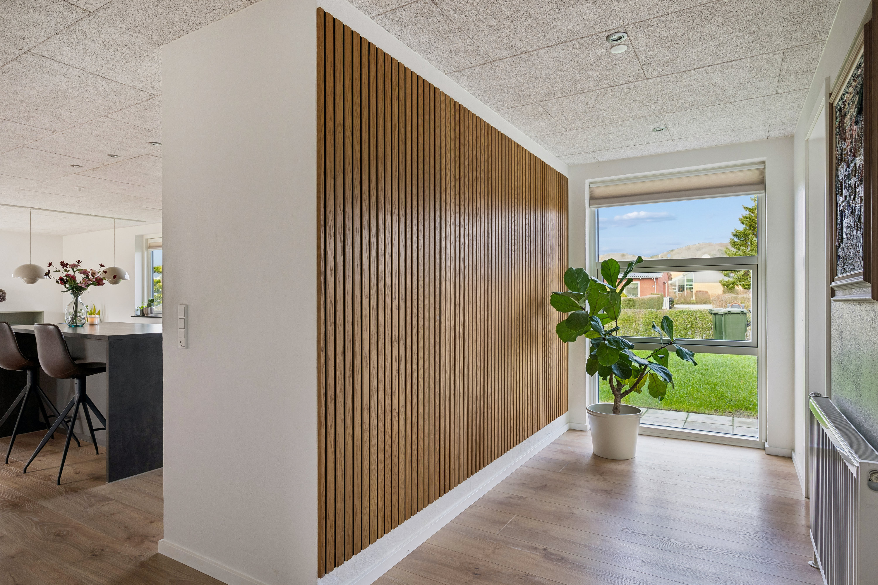 Fremhævet stue billede i fuldskærmstilstand. Billede af Ndr Fælledvej 22, 8963 Auning