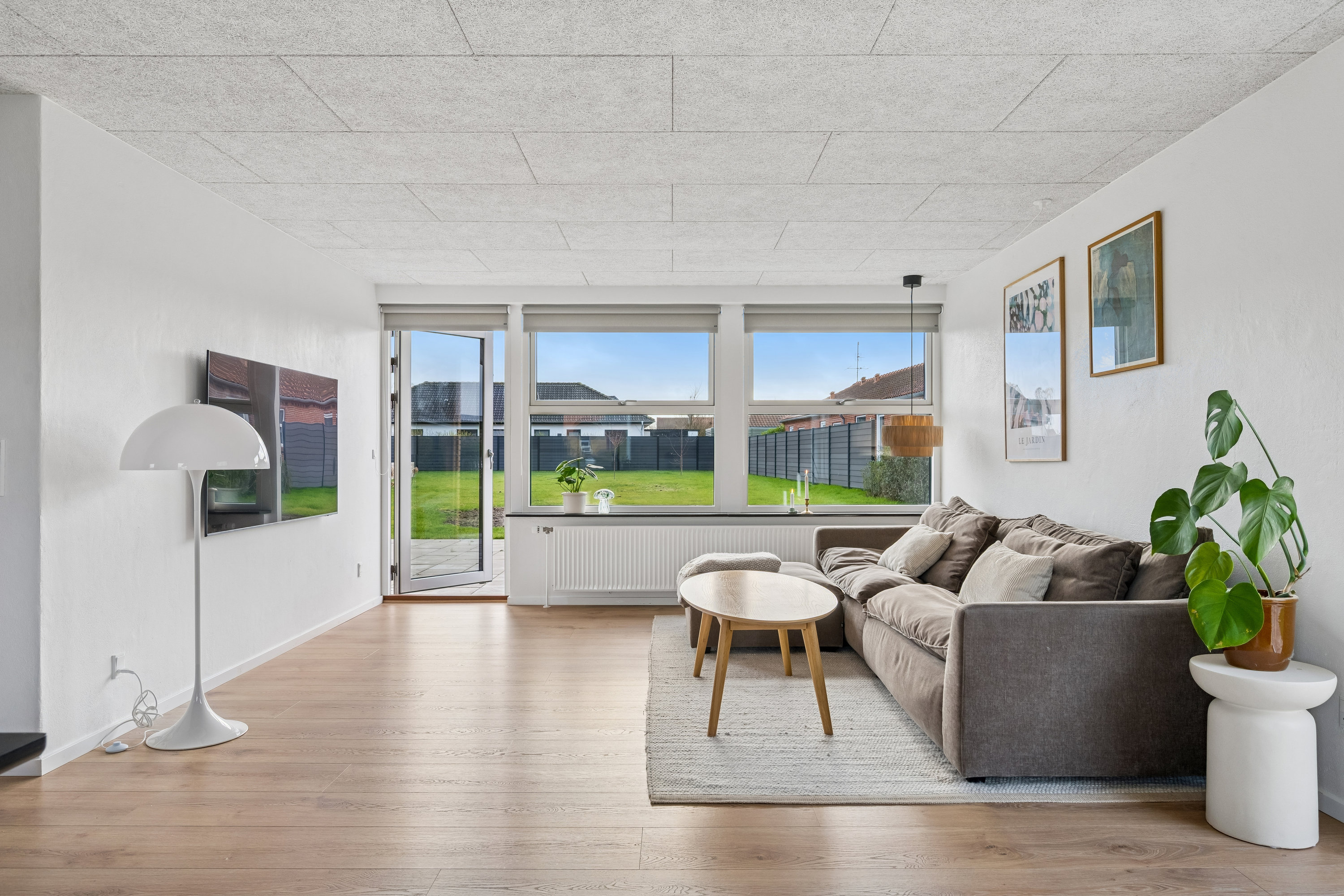 Fremhævet stue billede i fuldskærmstilstand. Billede af Ndr Fælledvej 22, 8963 Auning