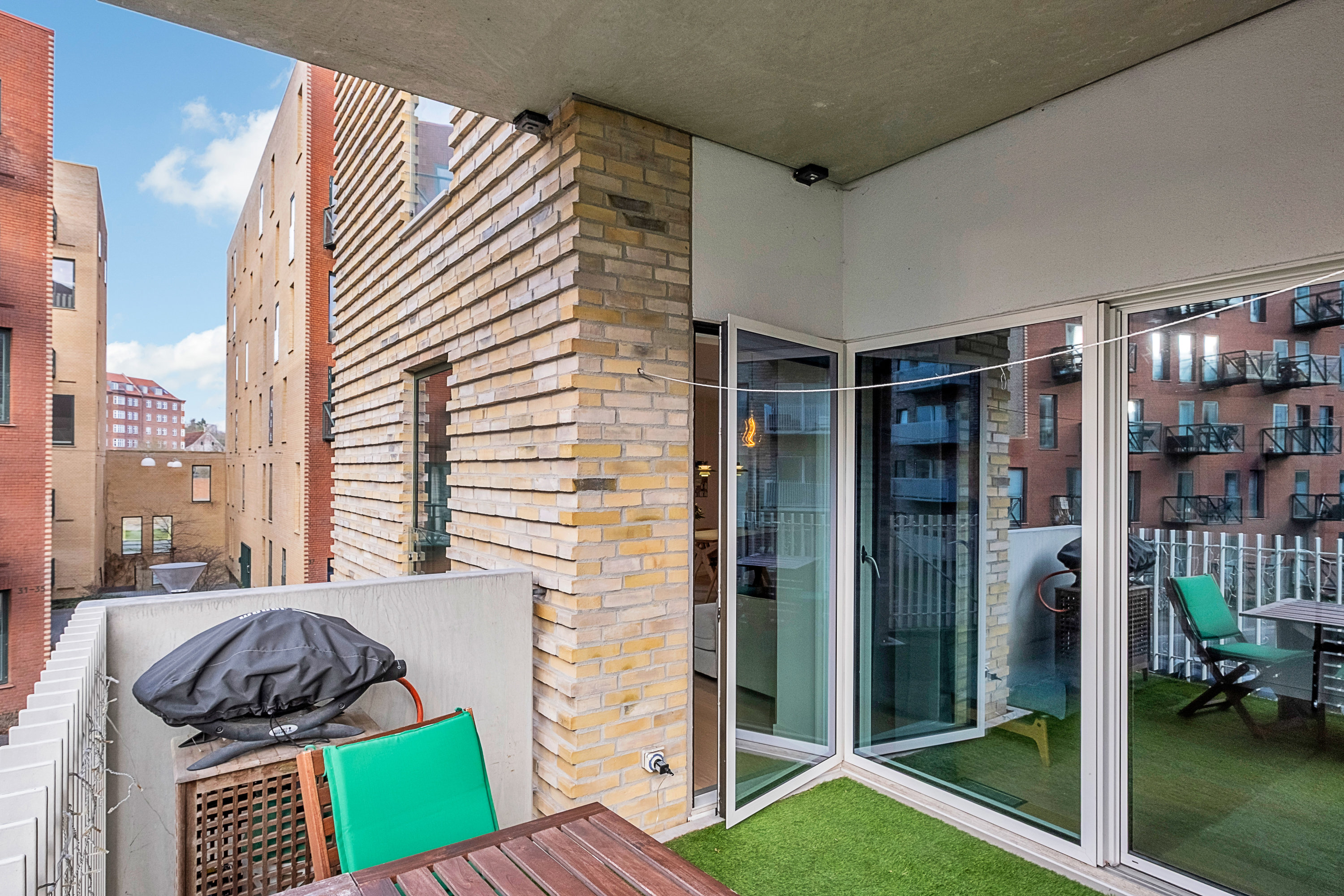 Fremhævet altan billede i fuldskærmstilstand. Billede af Ceresbyen 40, 1. 3., 8000 Aarhus C