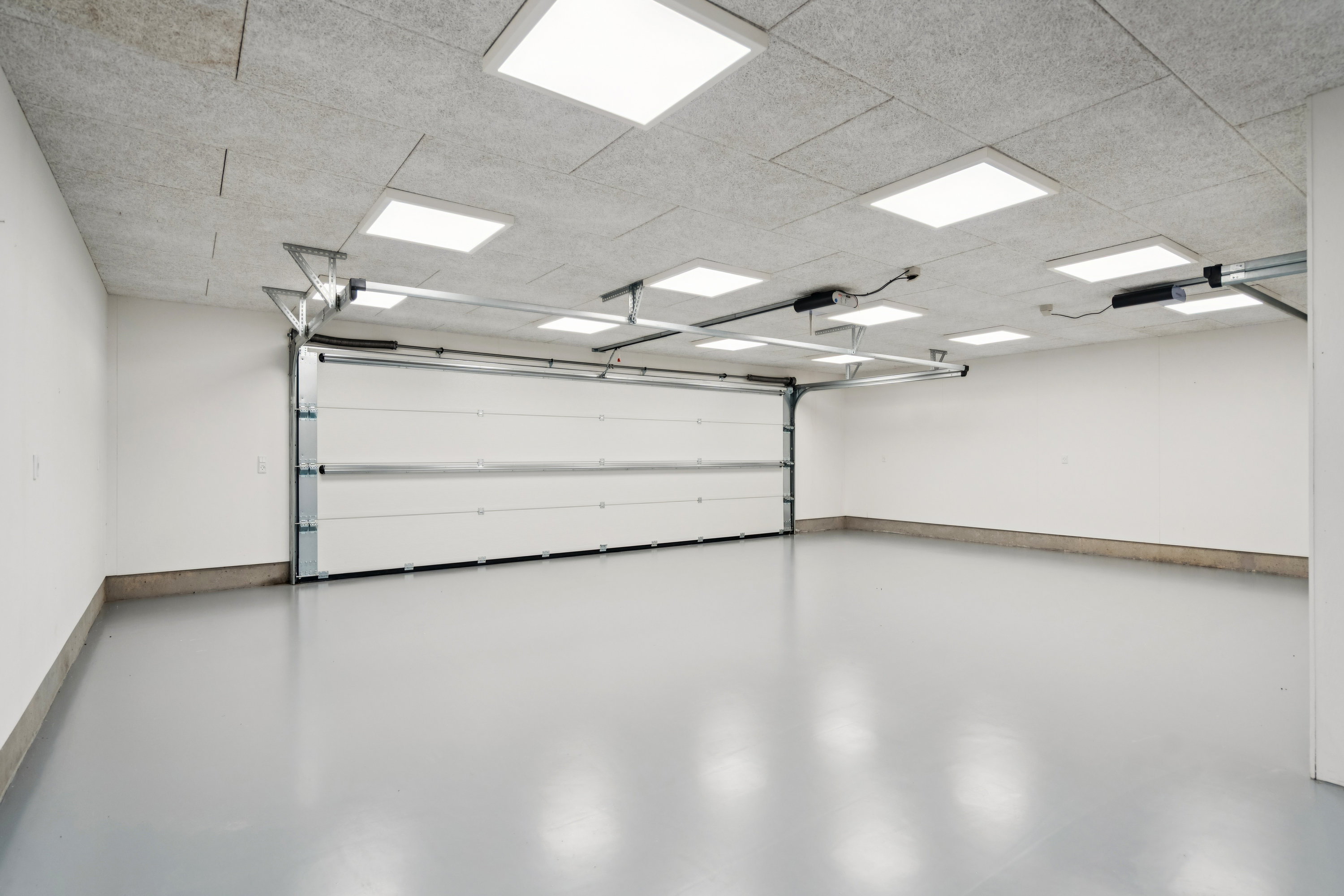 Fremhævet garage billede i fuldskærmstilstand. Billede af Uggerbyvej 16, Åbyen, 9850 Hirtshals