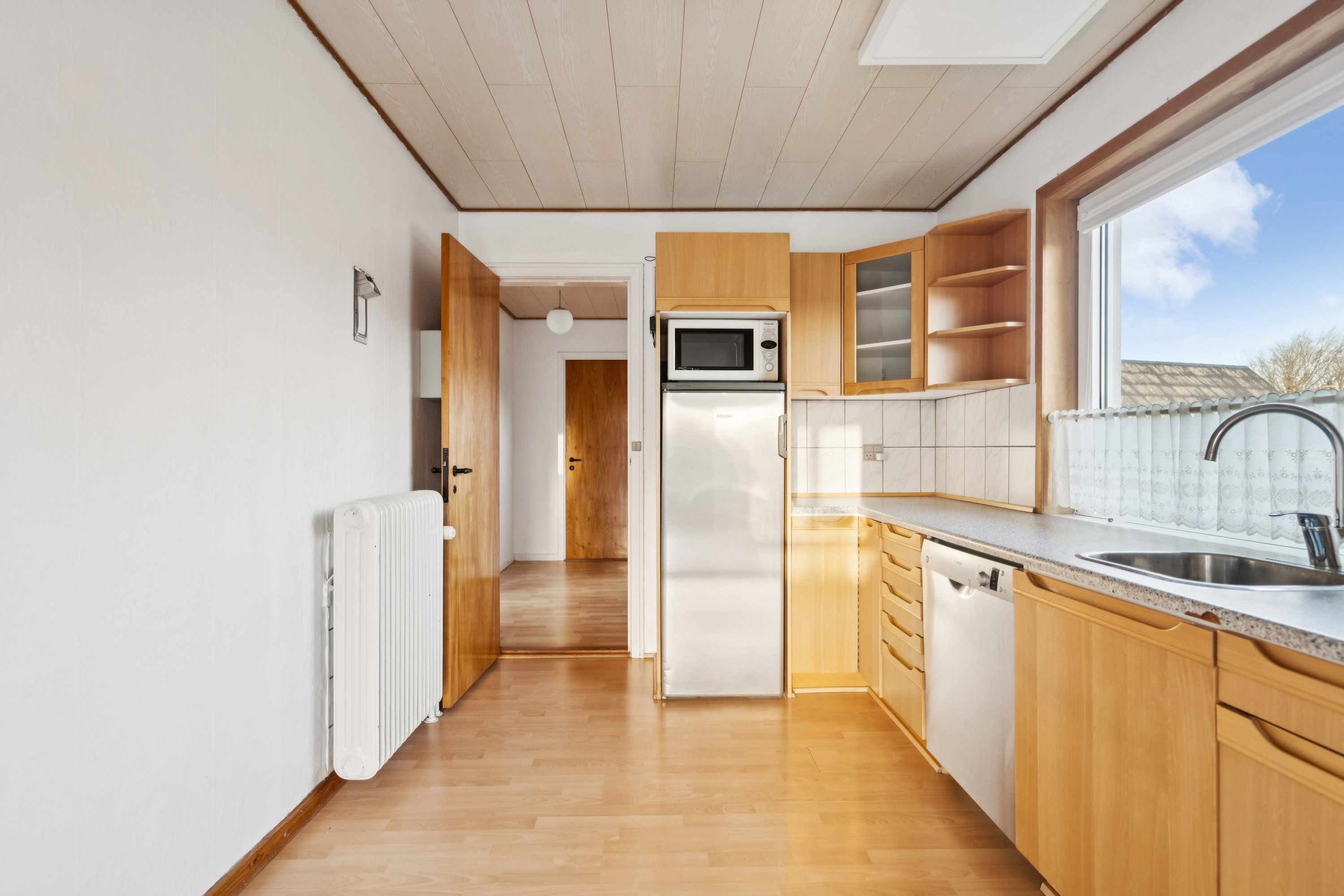 Fremhævet køkken billede i fuldskærmstilstand. Billede af Uggerbyvej 16, Åbyen, 9850 Hirtshals