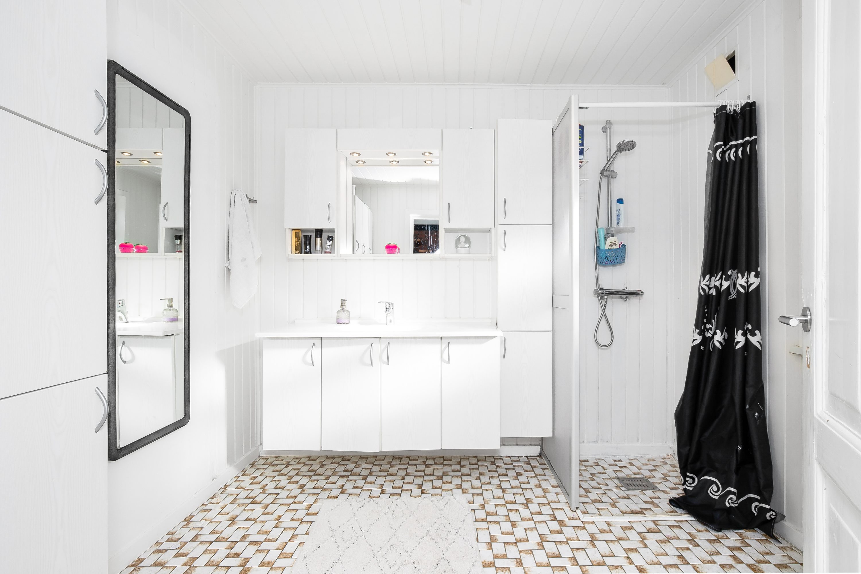 Fremhævet badeværelse billede i fuldskærmstilstand. Billede af Vejstruprød Landevej 20, 6093 Sjølund